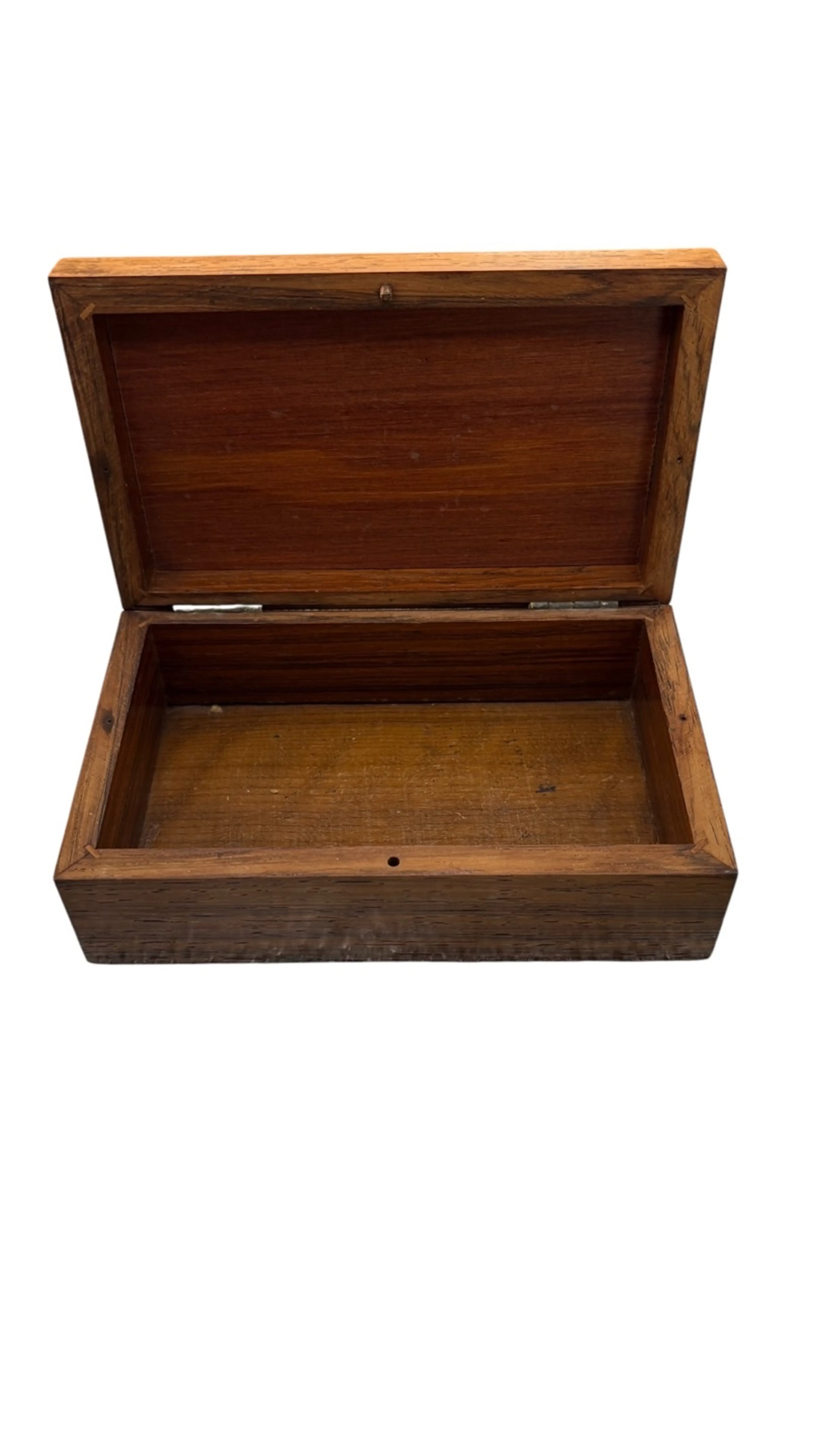 Image 2 of 7