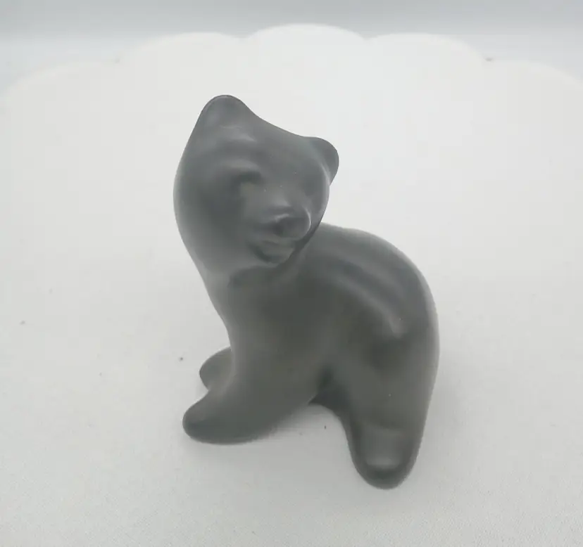 PIGEON FORGE POTTERY Tennessee Matte Satin BLACK BEAR CUB