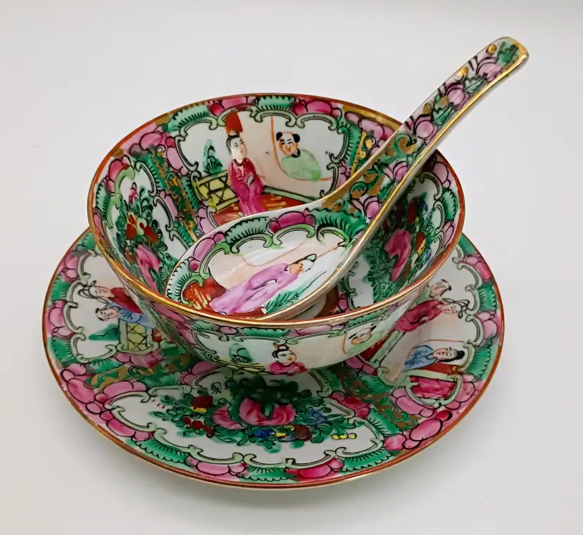 Japanese Porcelain Ware 3 pc Rice Bowl set ~ PCT Famille Rose ~ Bowl Spoon Plate