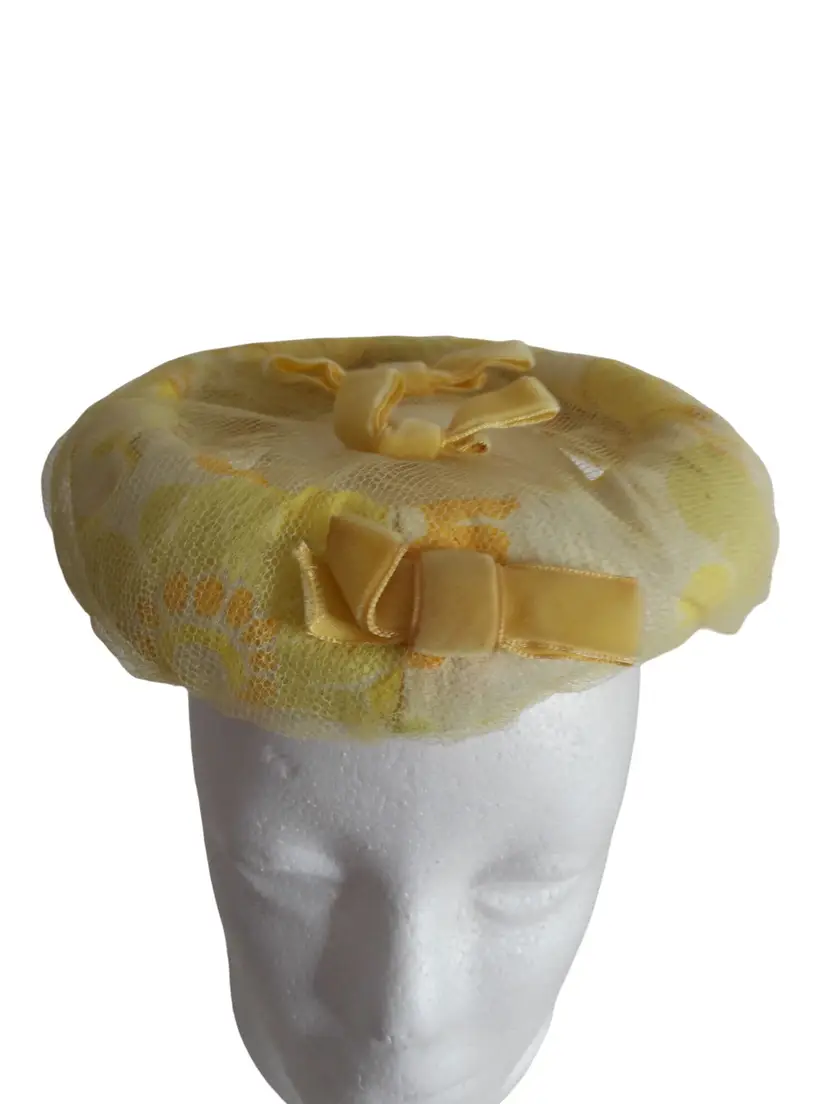 Vintage Womens Calot hat Yellow floral with bows covered with mesh