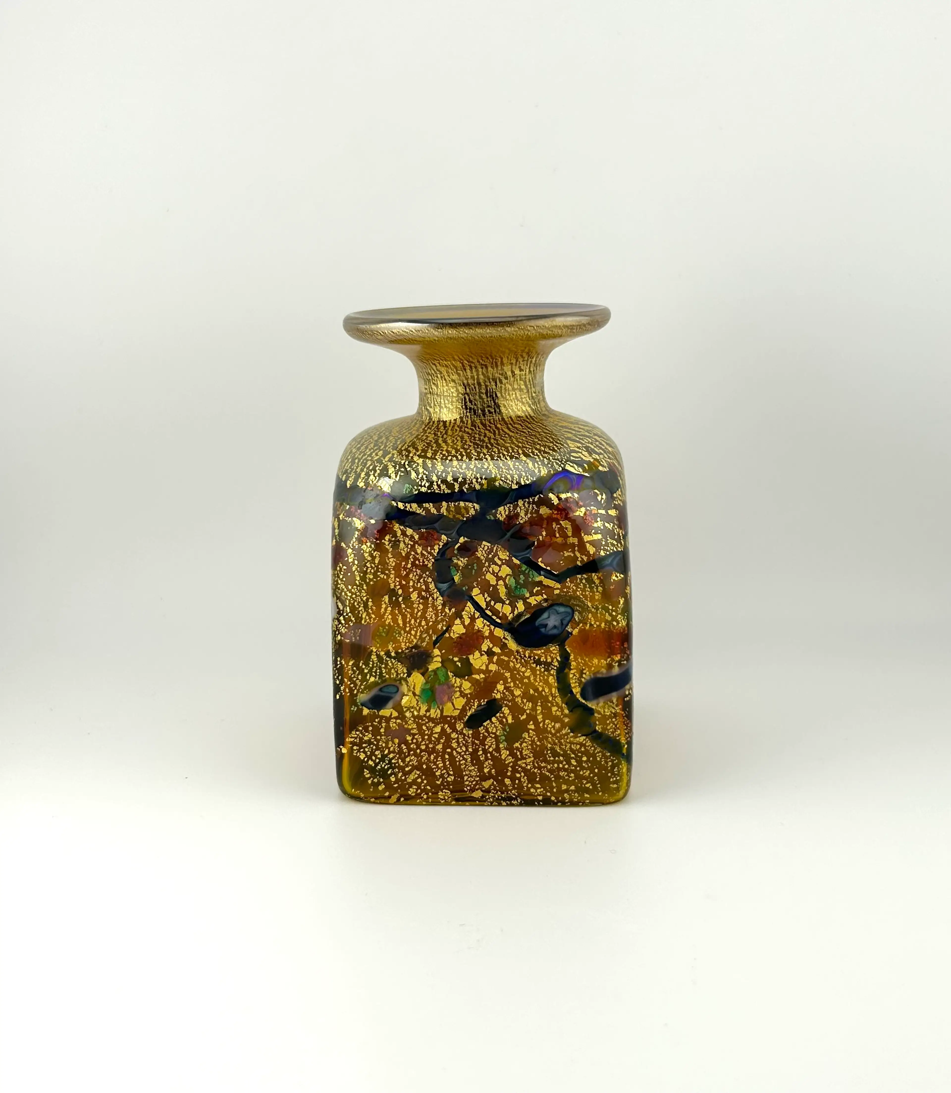 Image 2 of 9