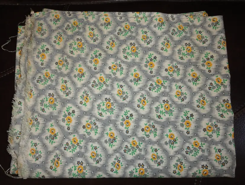 Feedsack Flour Bag Fabric ~ Full Open ~ Yellow & Blue Flowers Unique Gray Design