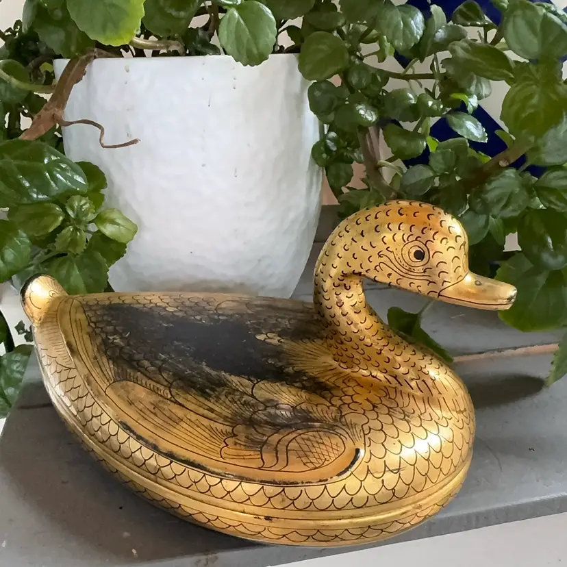 Vintage Handmade Burmese Lacquer Duck Trinket Box 8.5”
