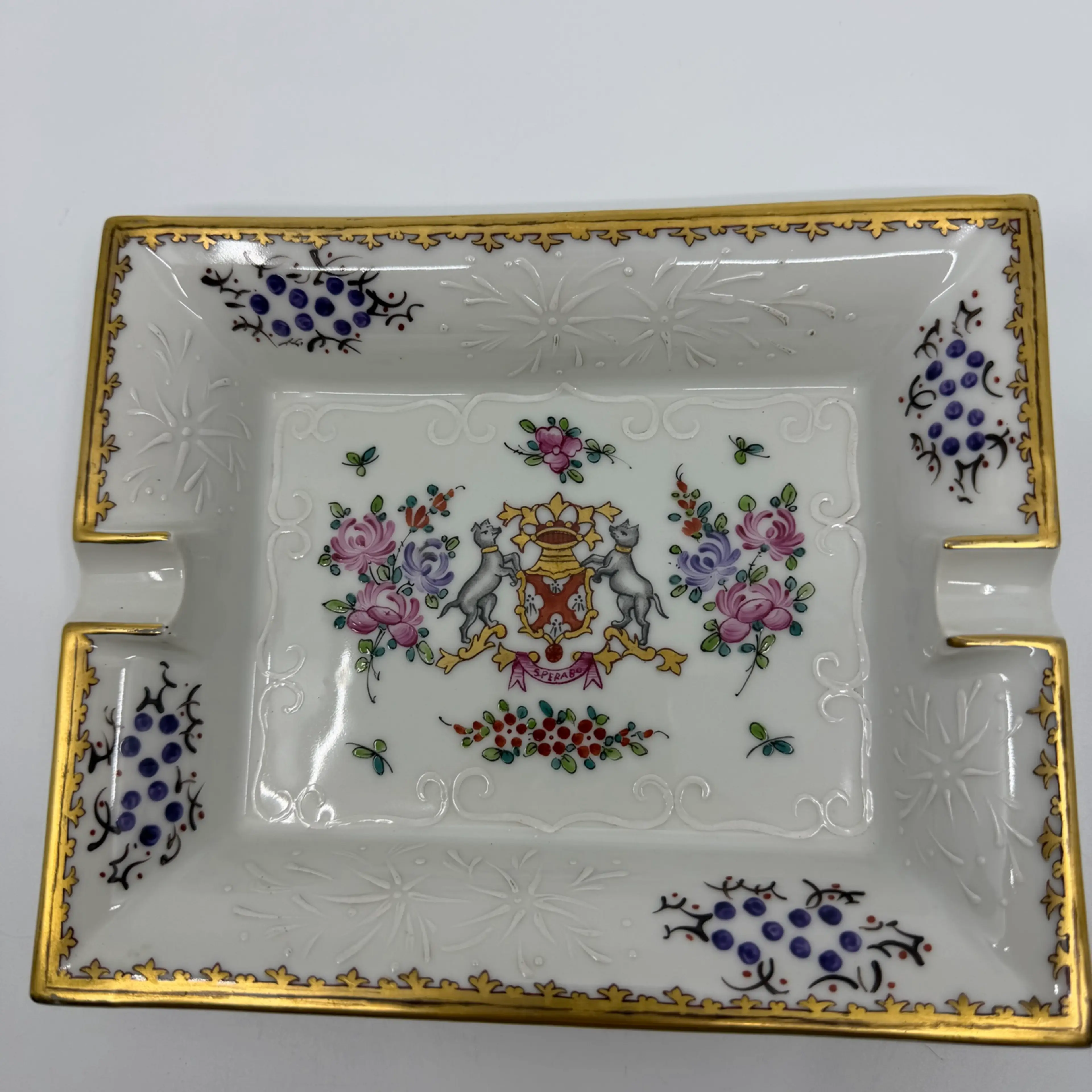 Image 2 of 8