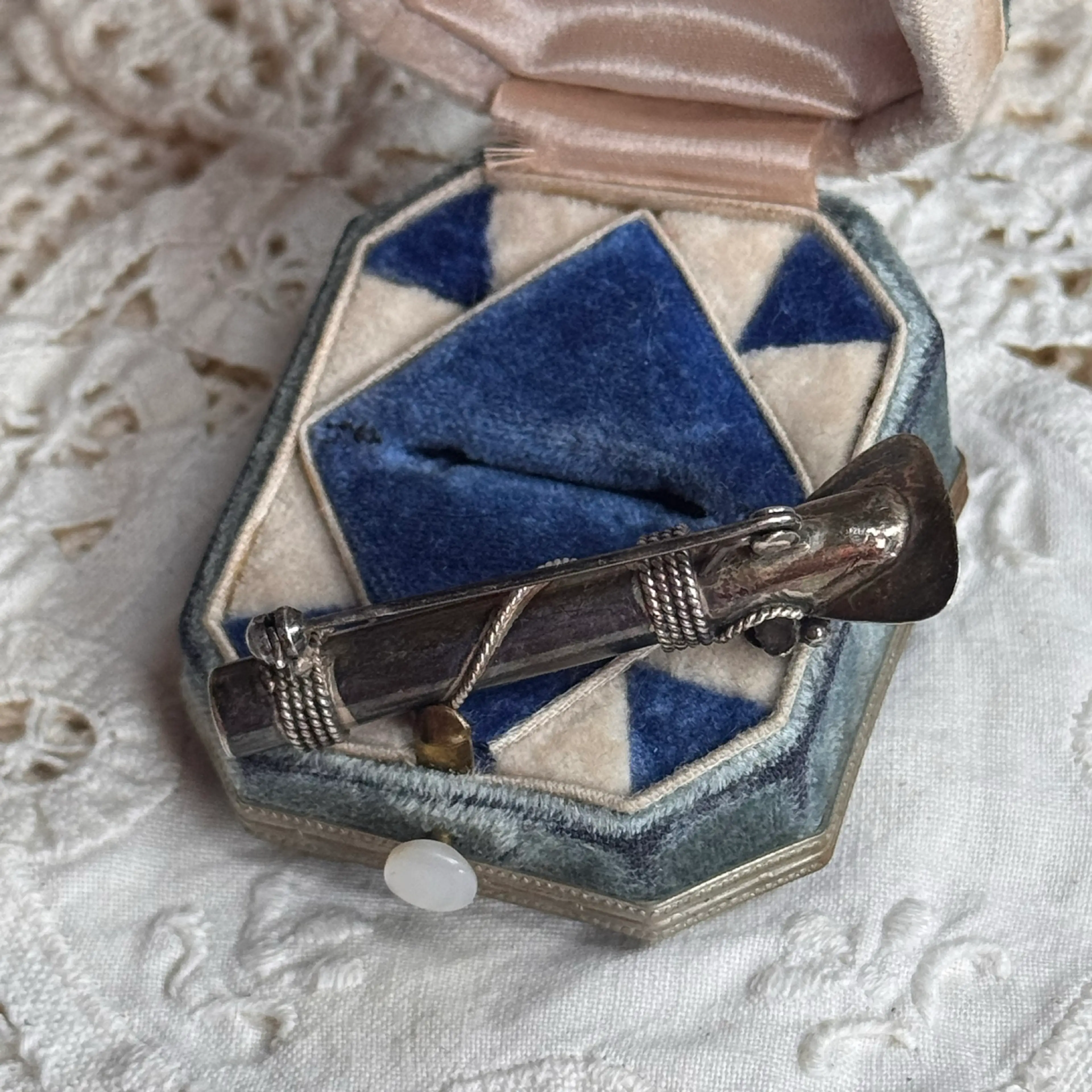 Image 2 of 3