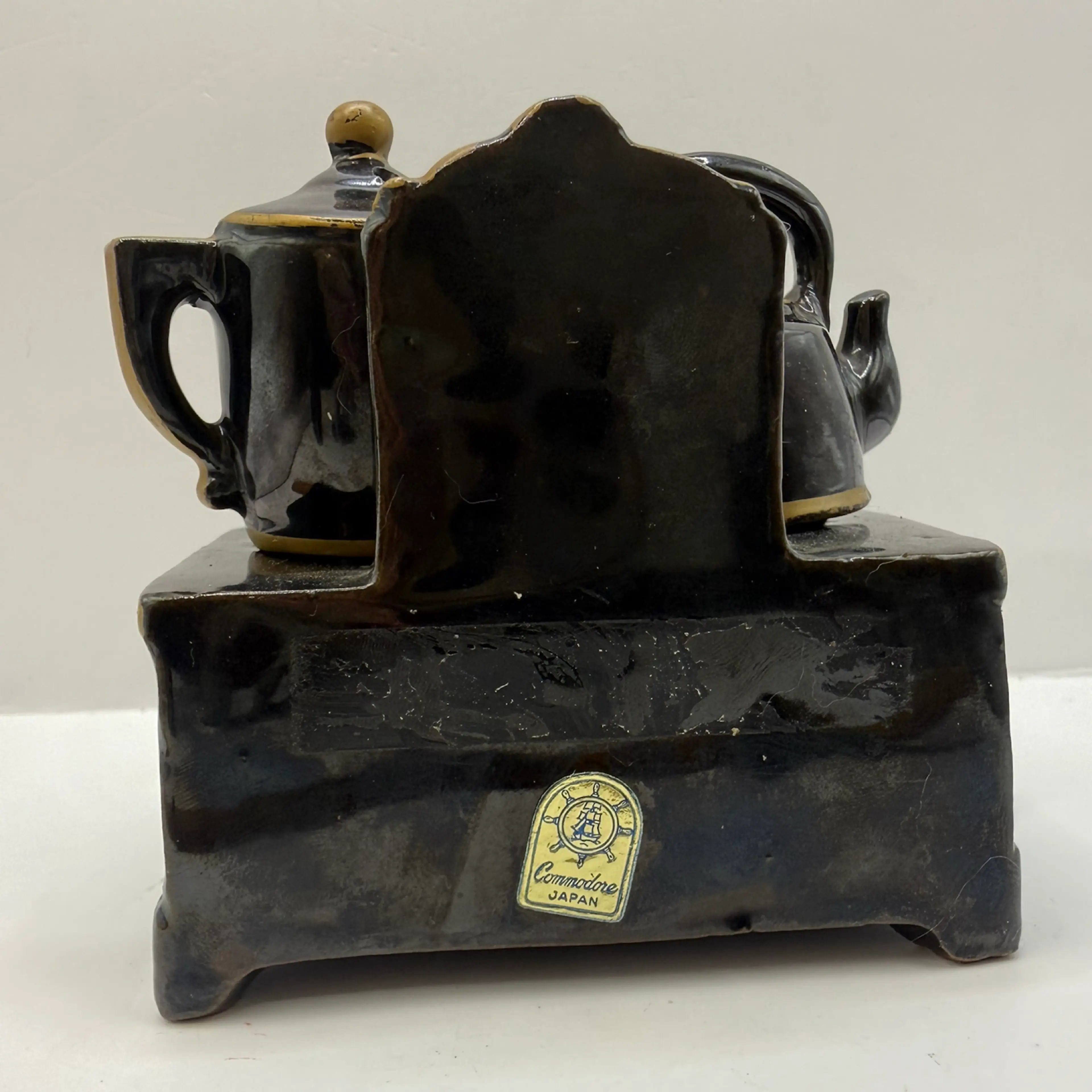 Image 3 of 8