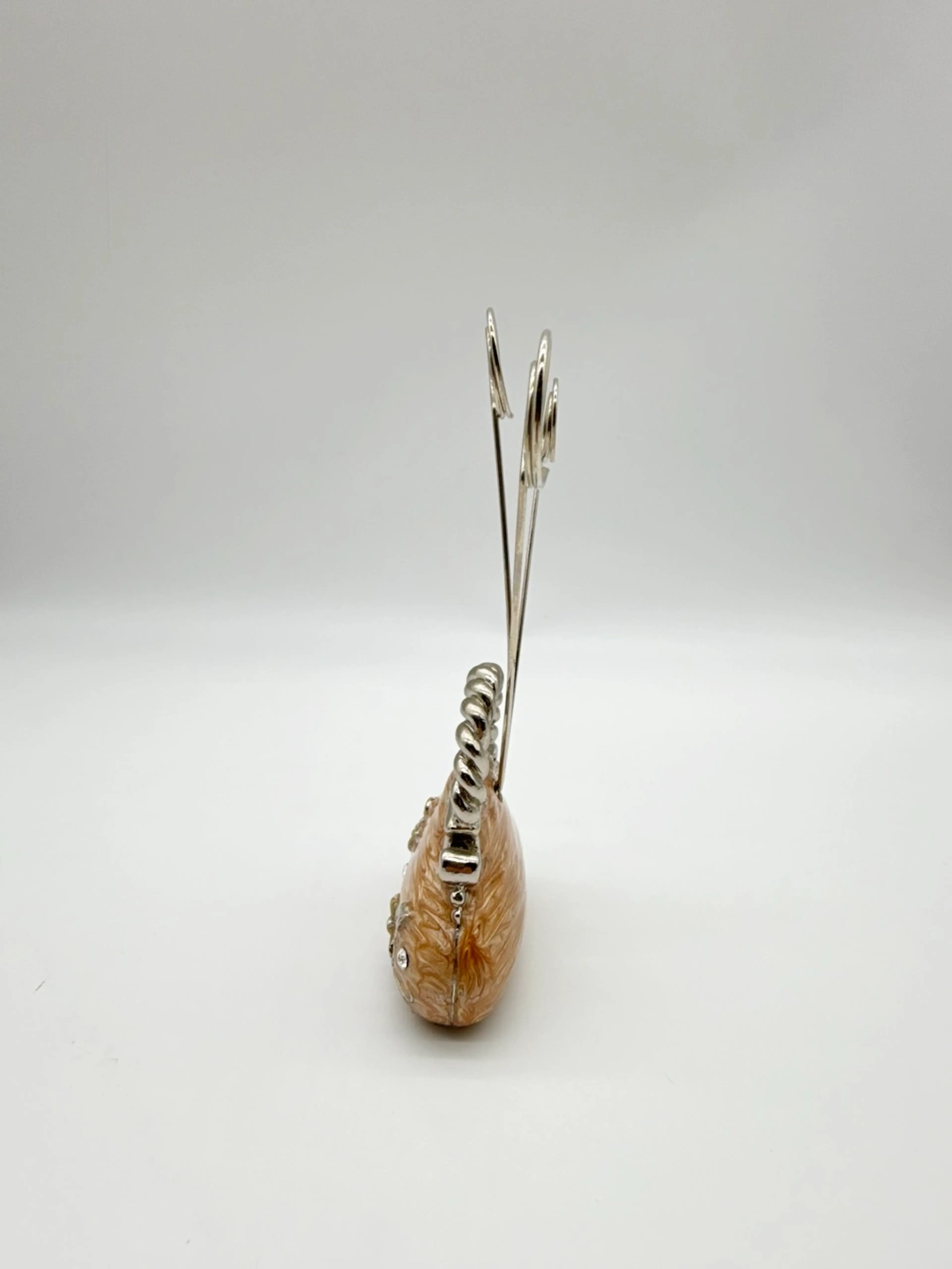Image 4 of 7