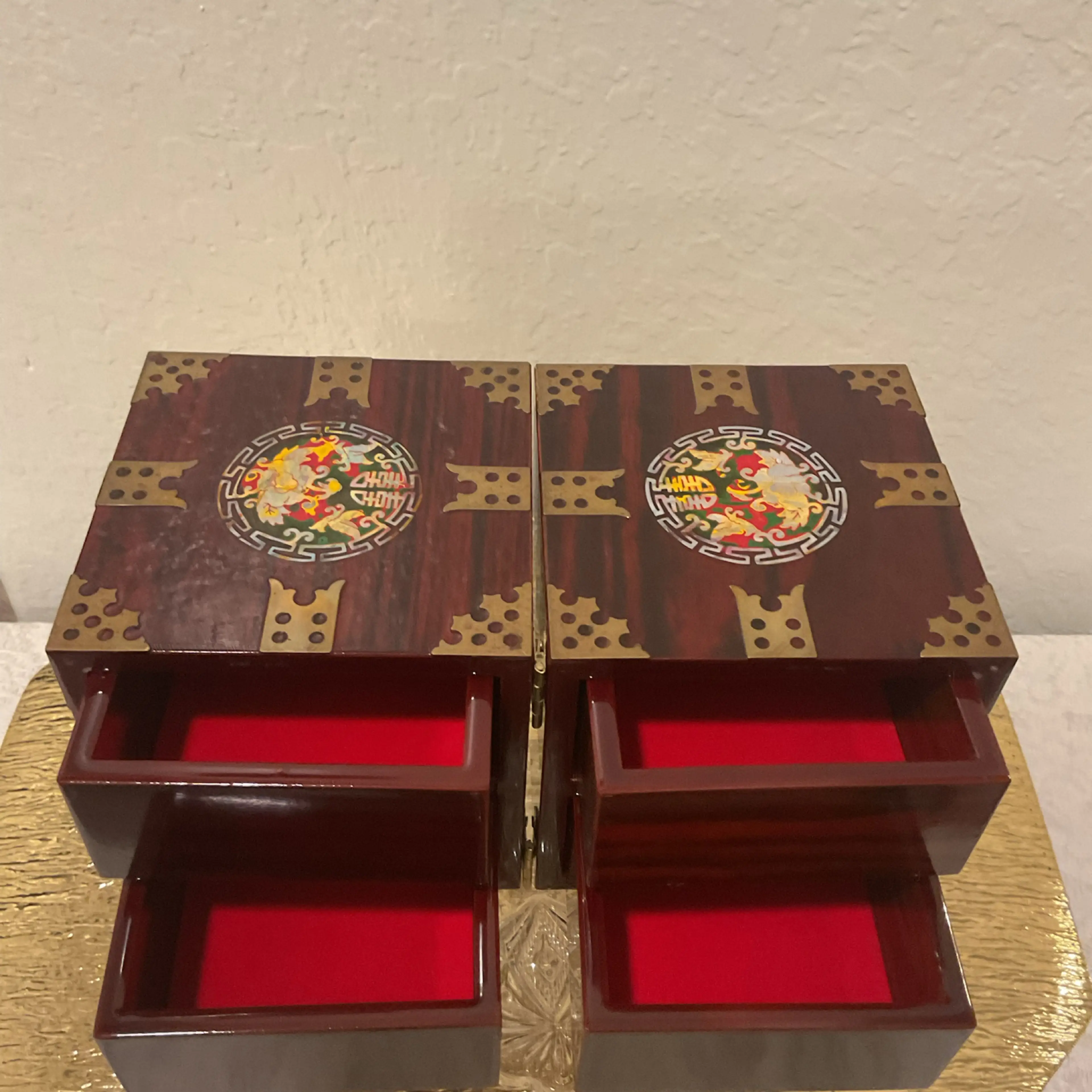 Image 3 of 4