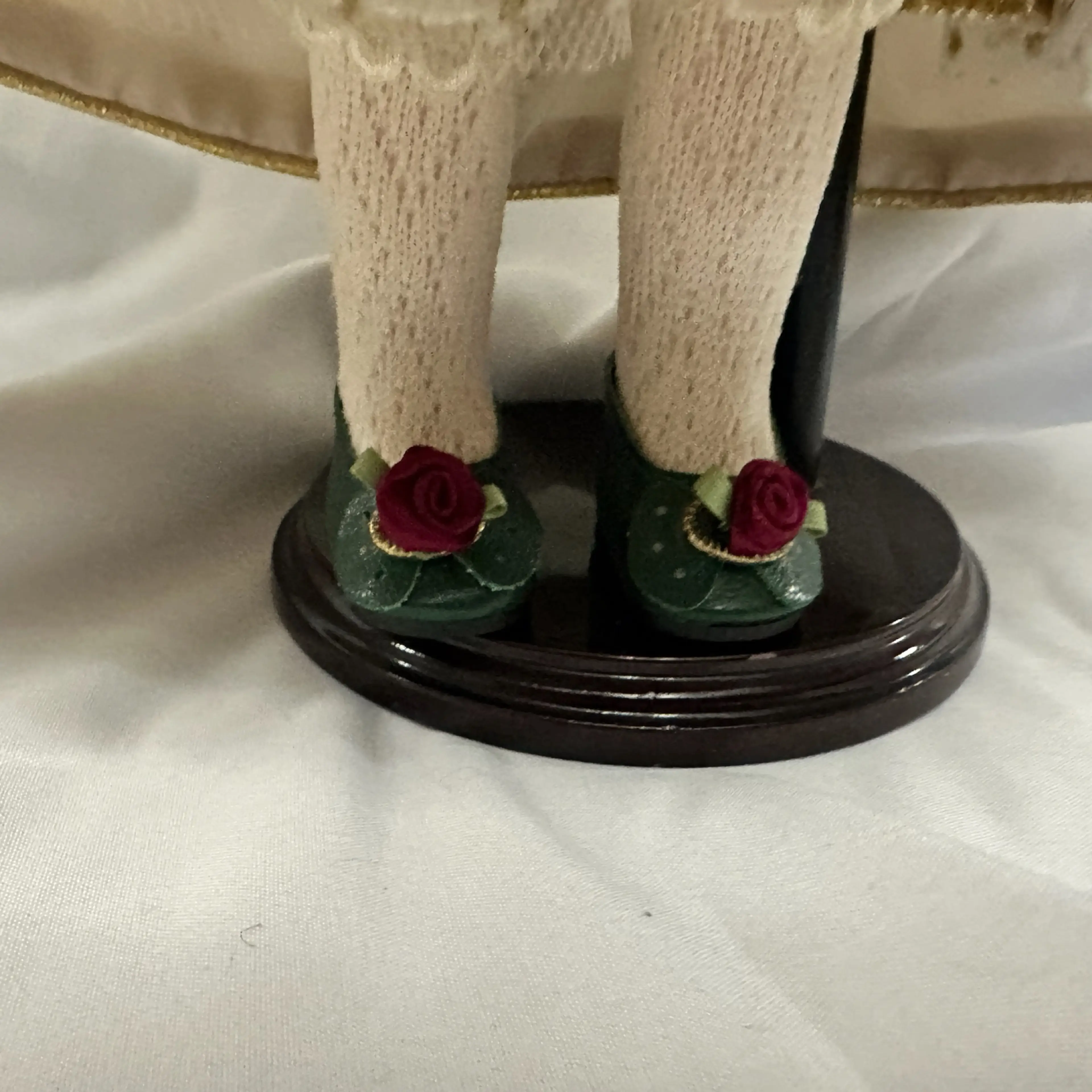 Image 3 of 4