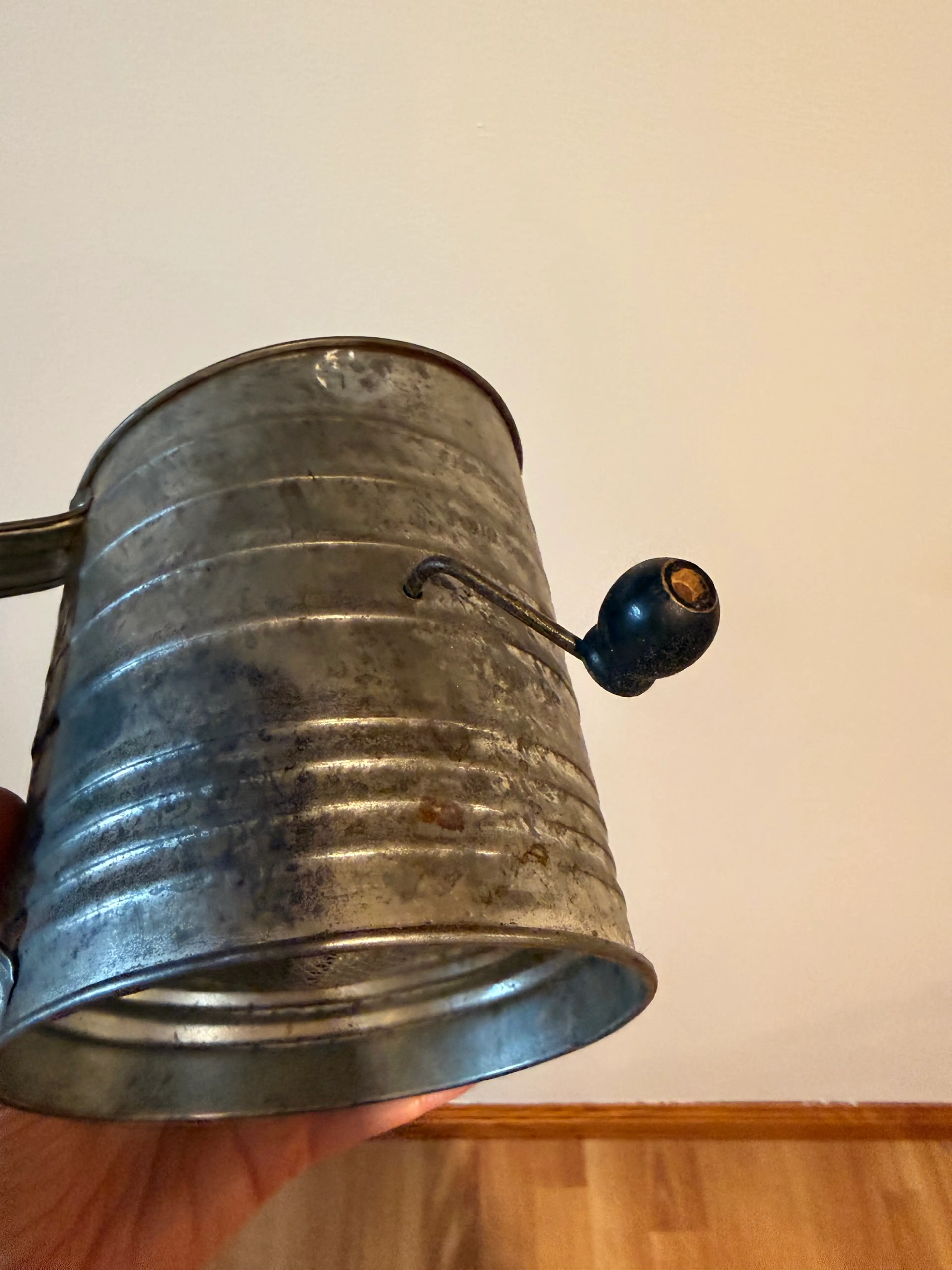 Image 2 of 7