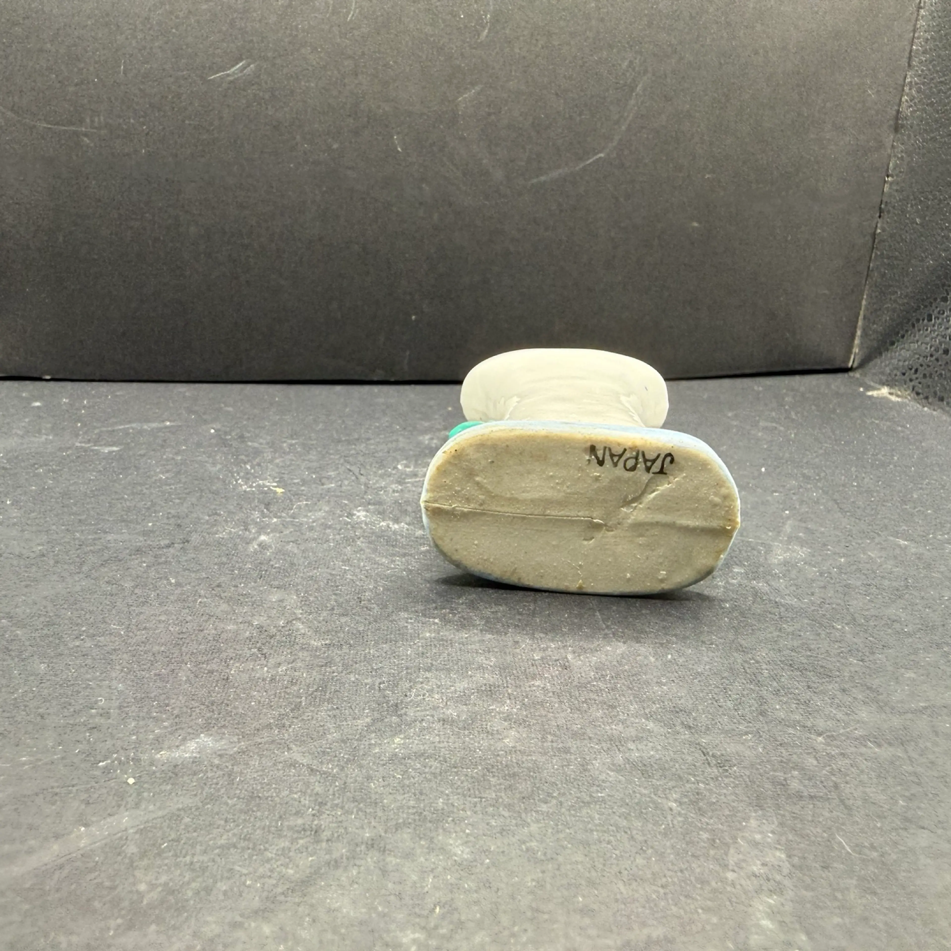 Image 4 of 4