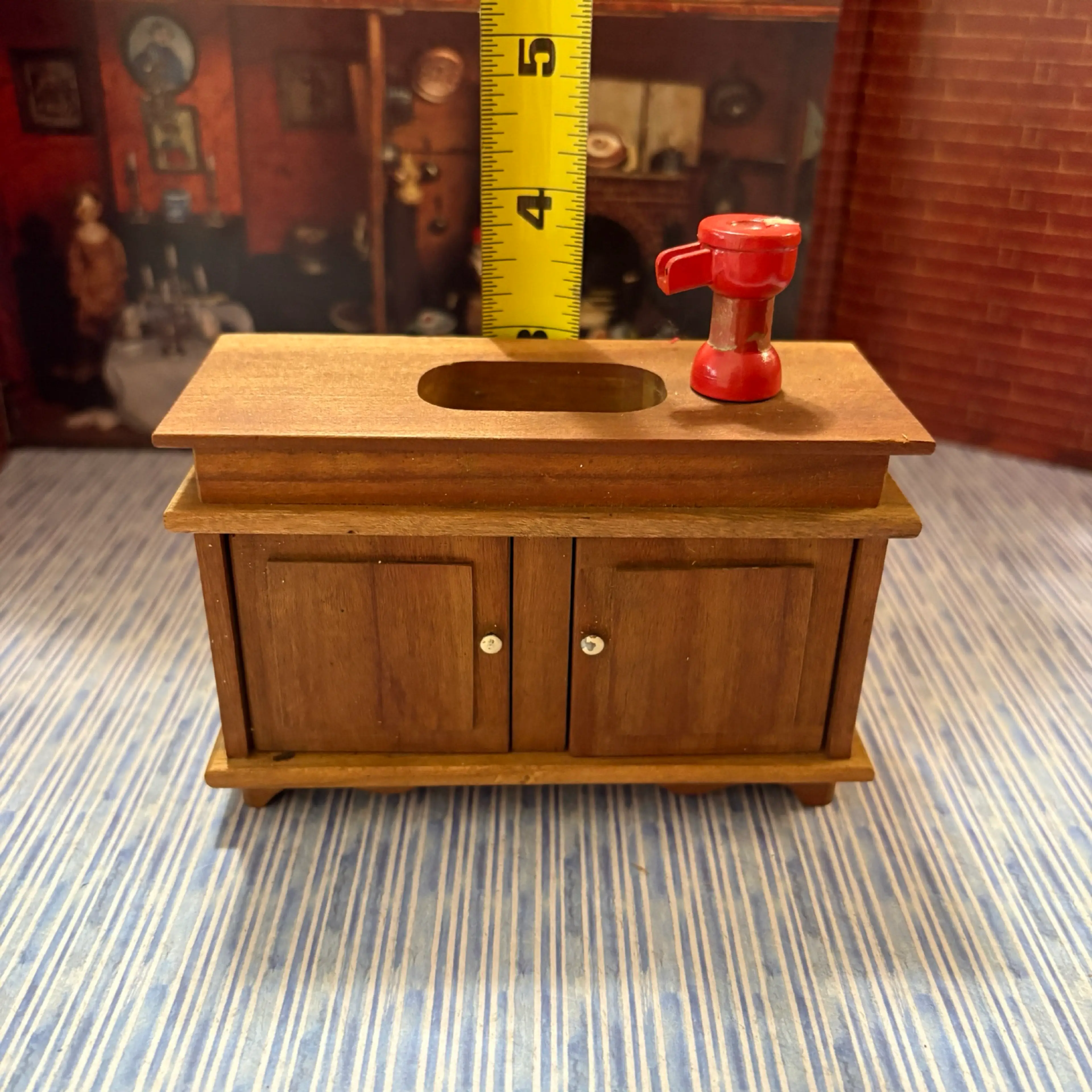 Image 2 of 4