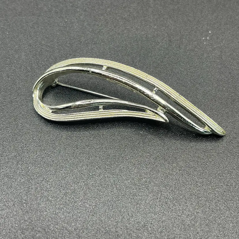 Vintage Sarah Coventry Brooch