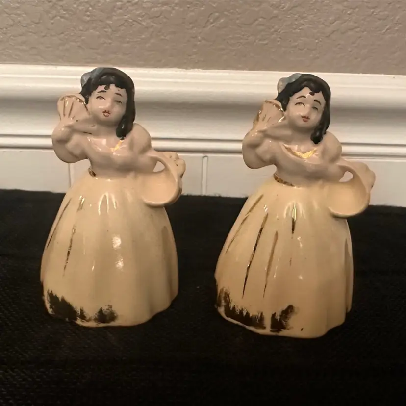 Vintage Knox Imperial Hand
Painted Lady Figurine Set
