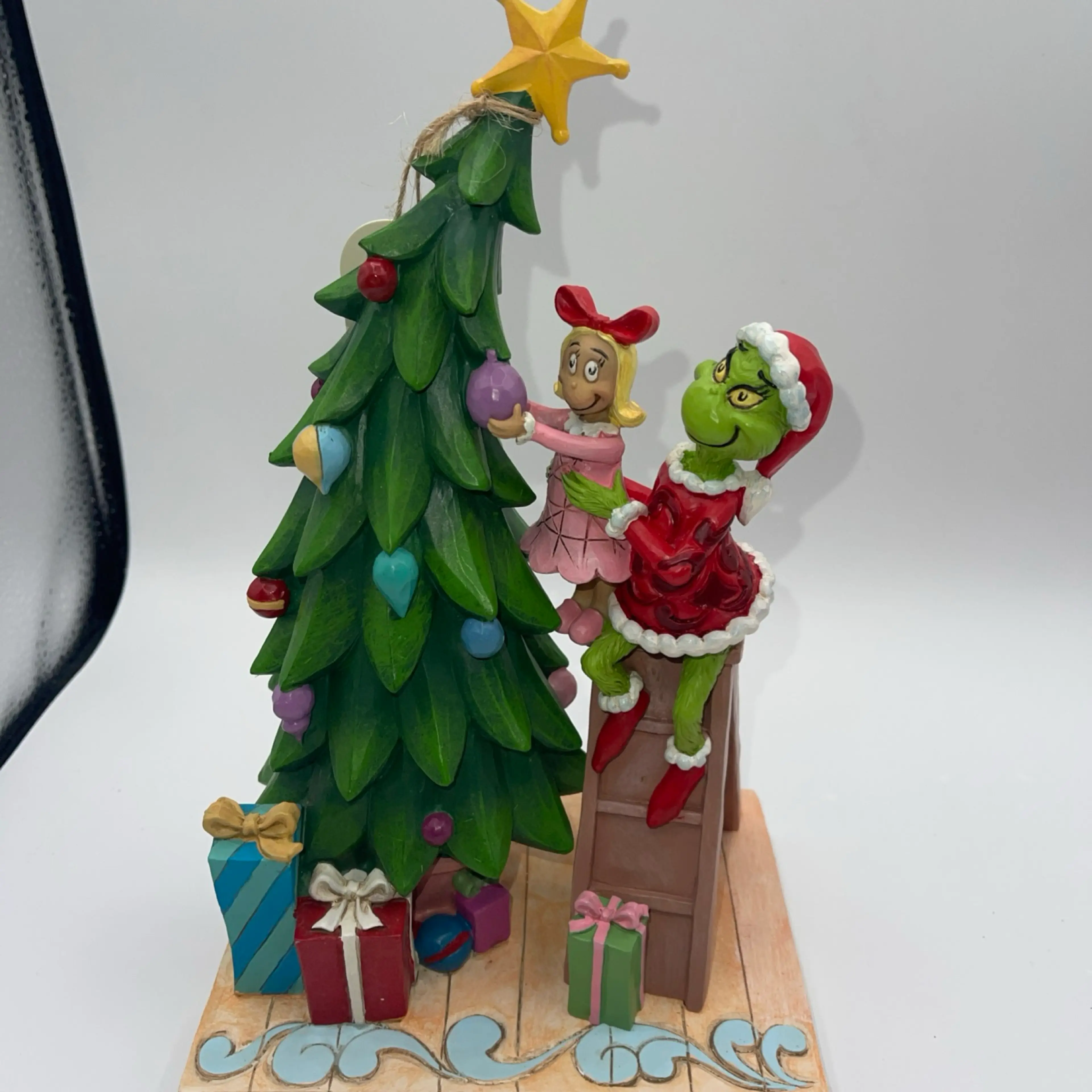 Image 3 of 9