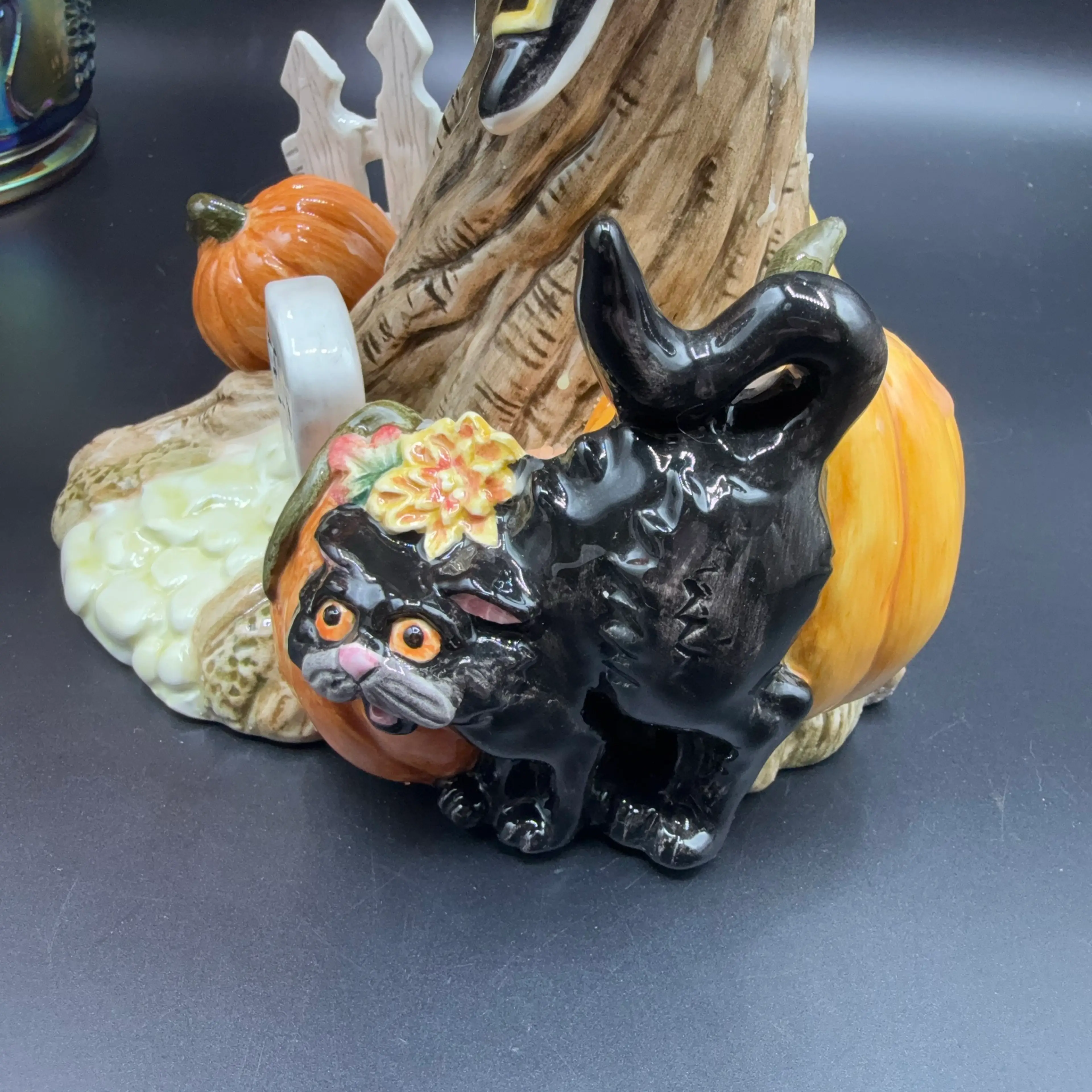 Image 3 of 8