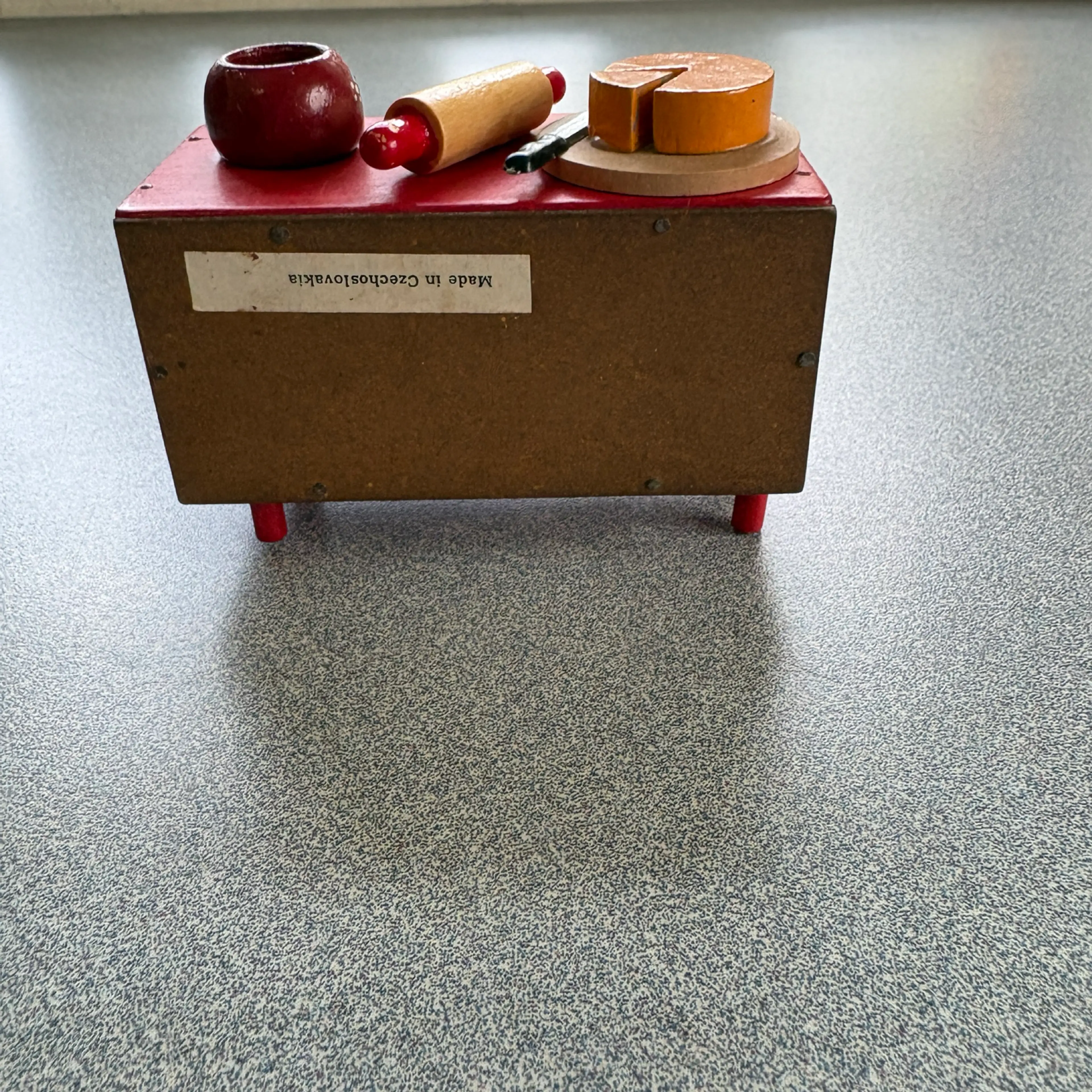 Image 3 of 7