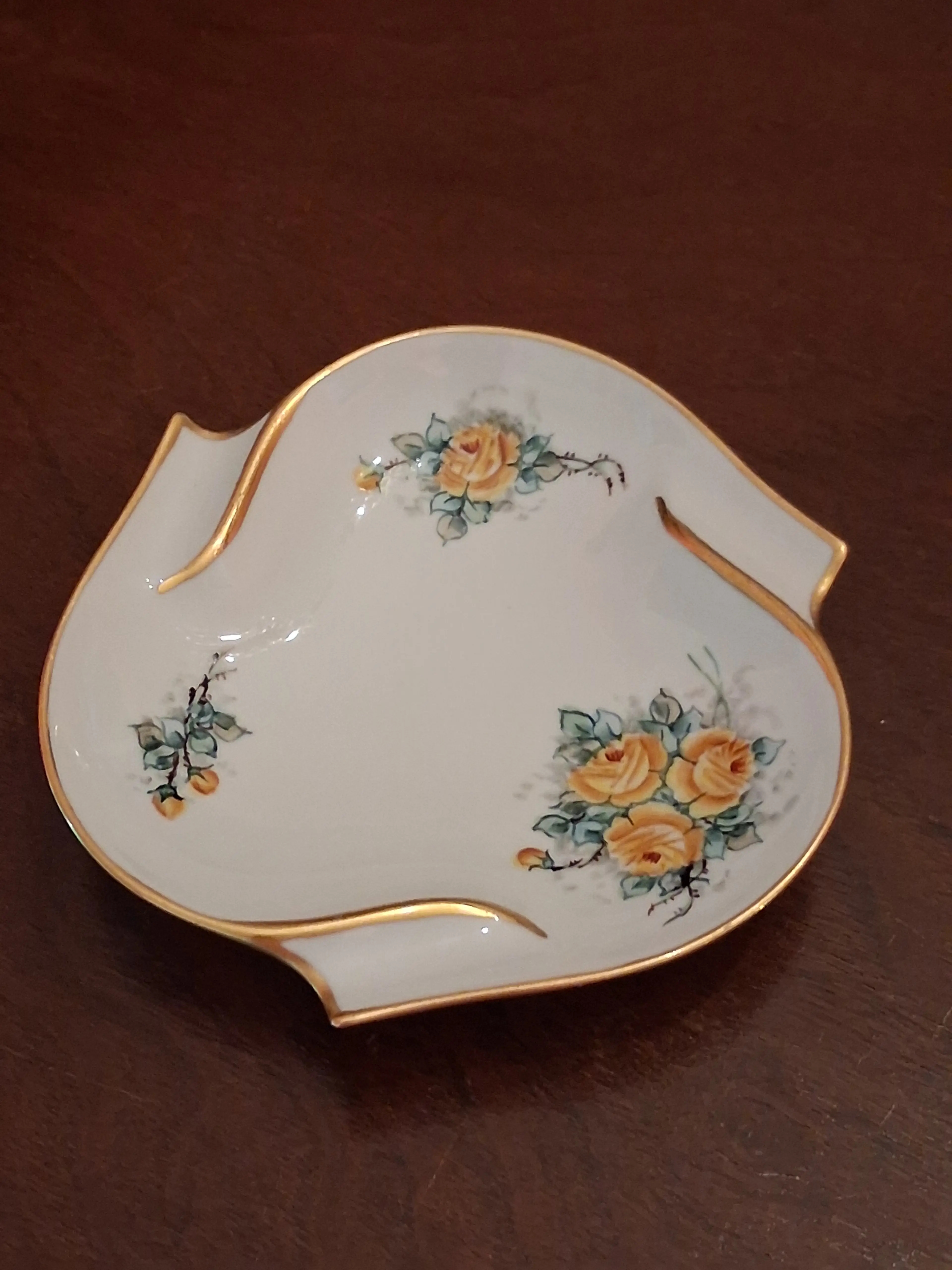 Image 2 of 6