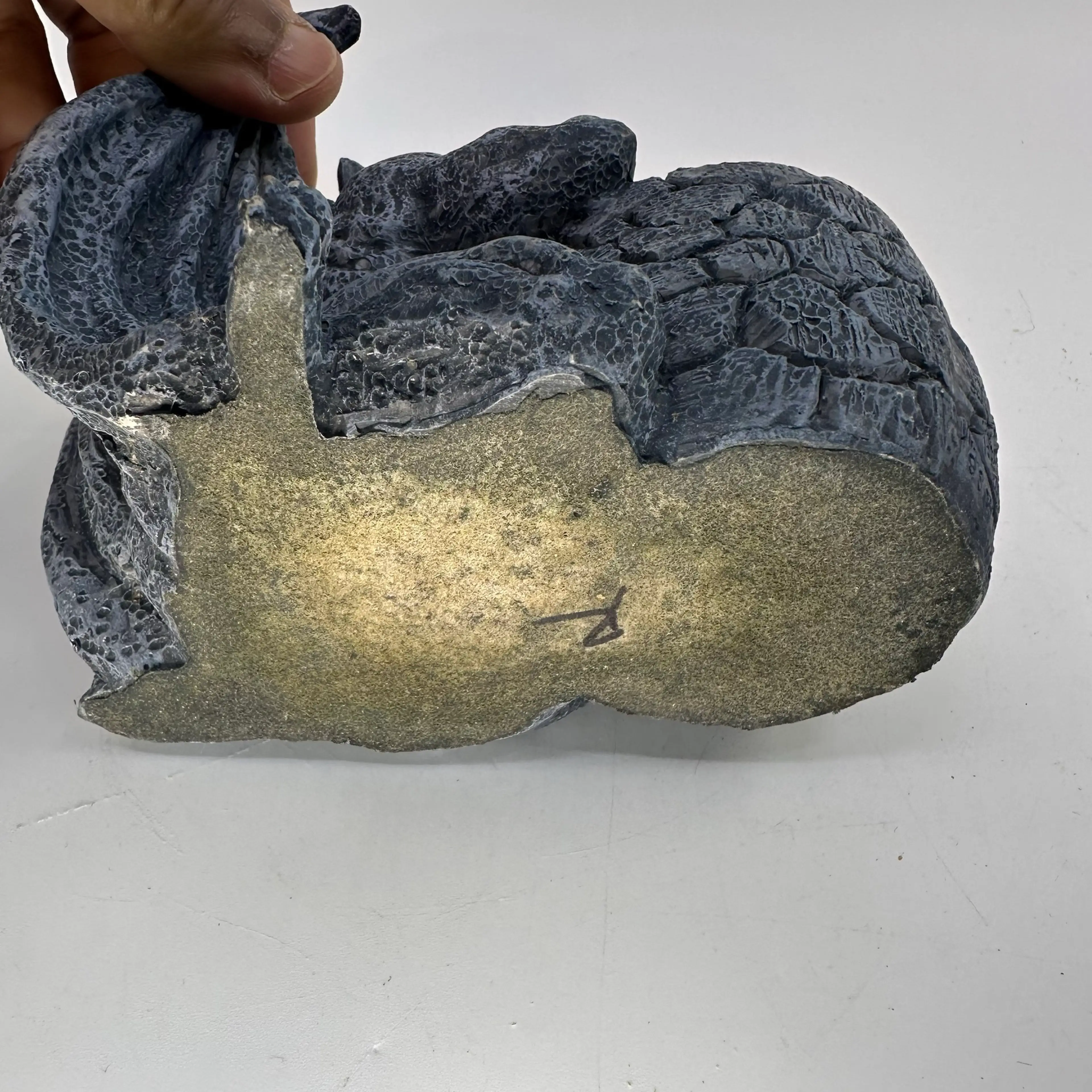 Image 4 of 4