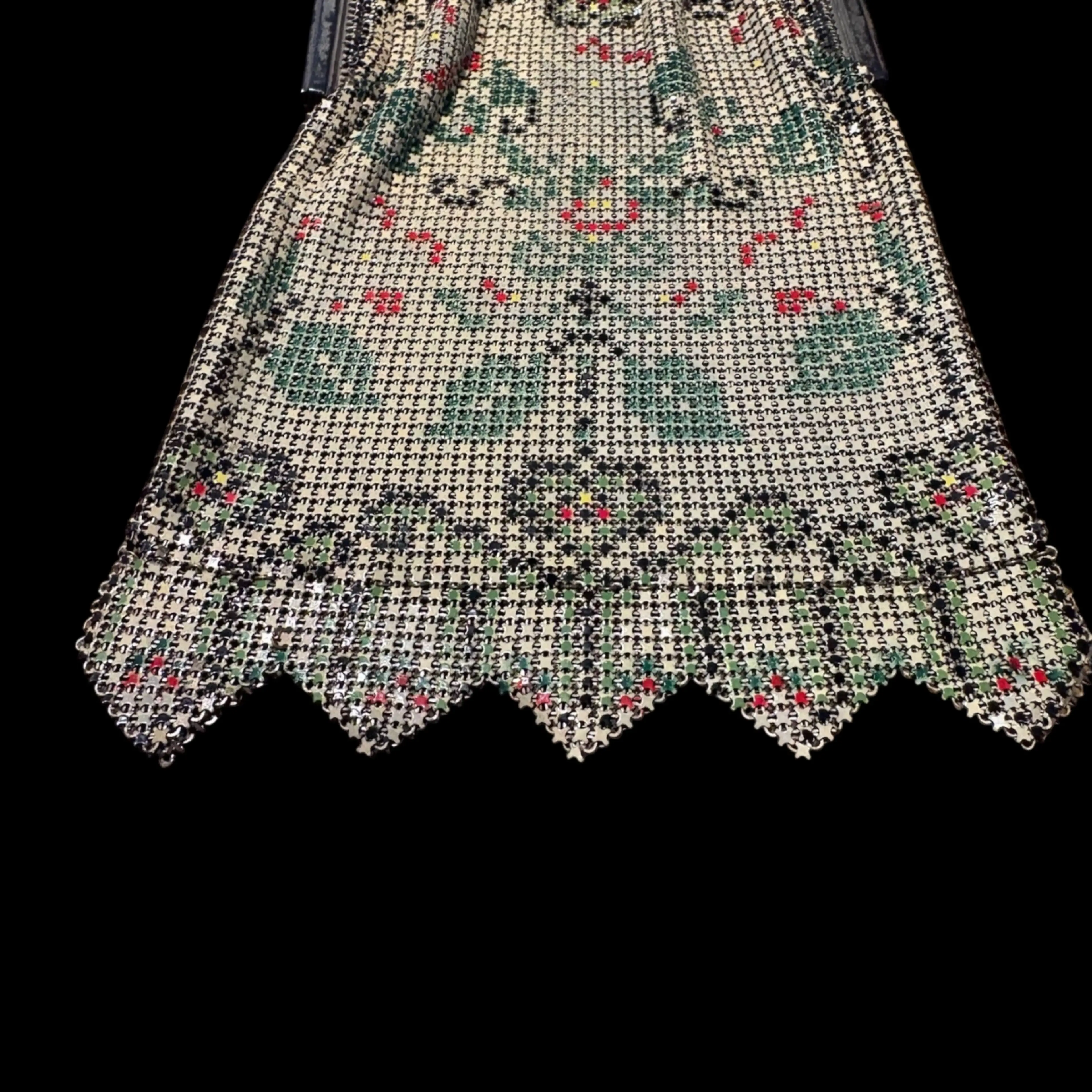 Image 4 of 12