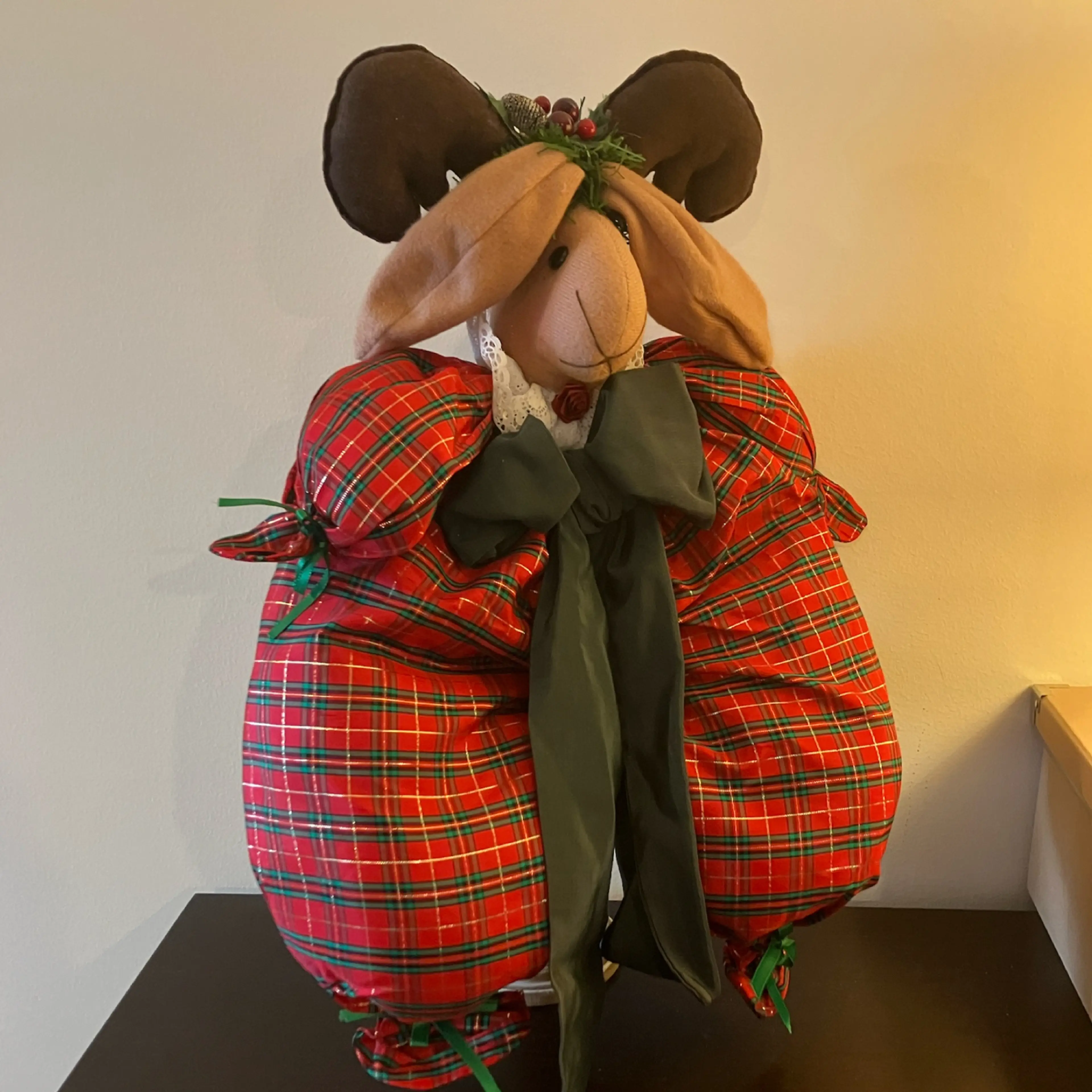 Image 2 of 9