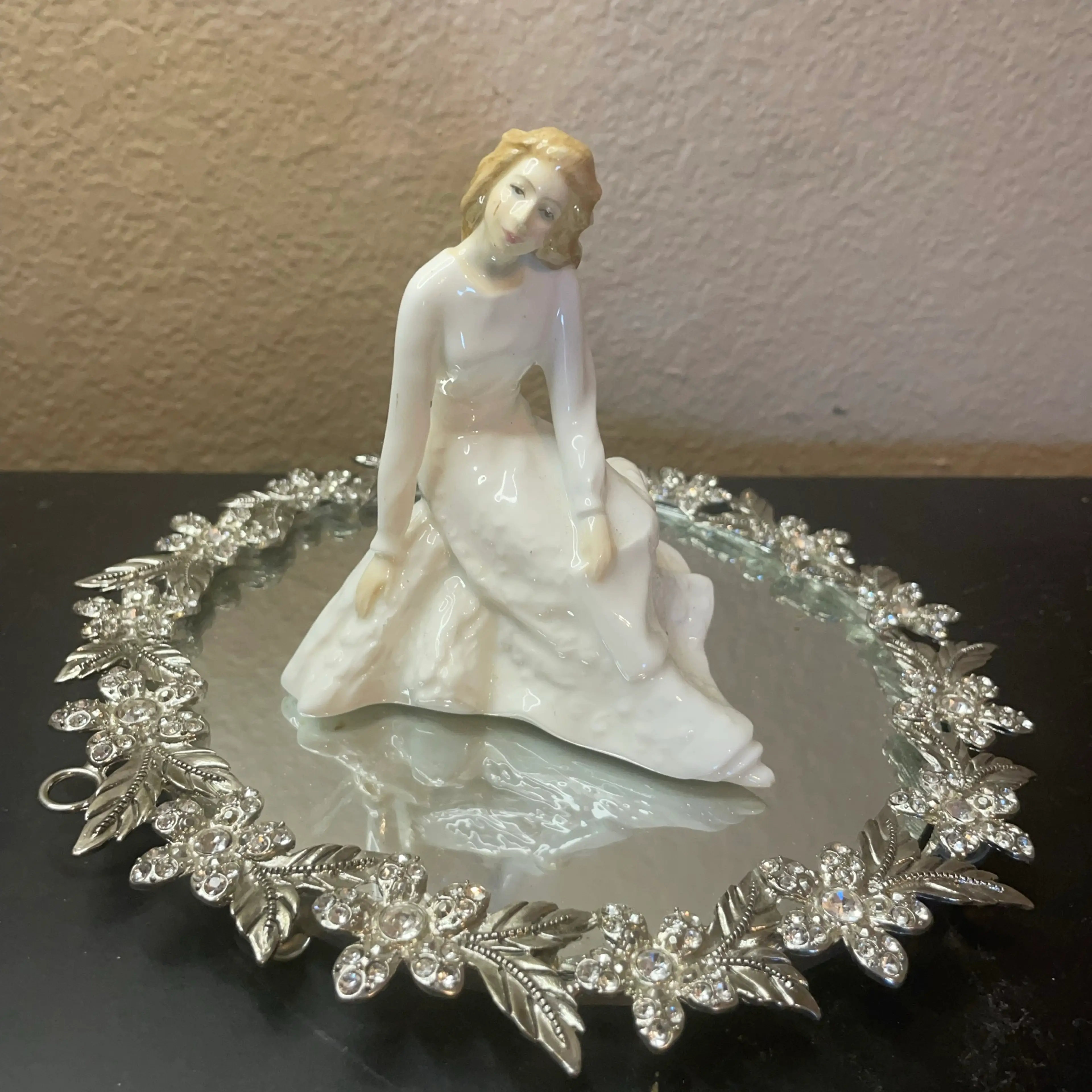 Image 5 of 6