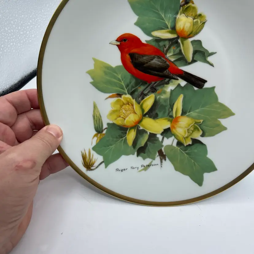 Roger Tory Peterson Scarlet Tanager Plate 1981 Limoges France 24K Gold 9.75"