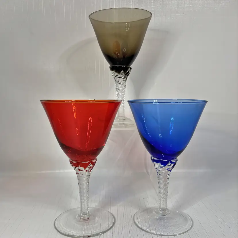 Vintage Twisted Stem Wine Cordial Glass Set 3 Cottagecore Shabby Decor Barware