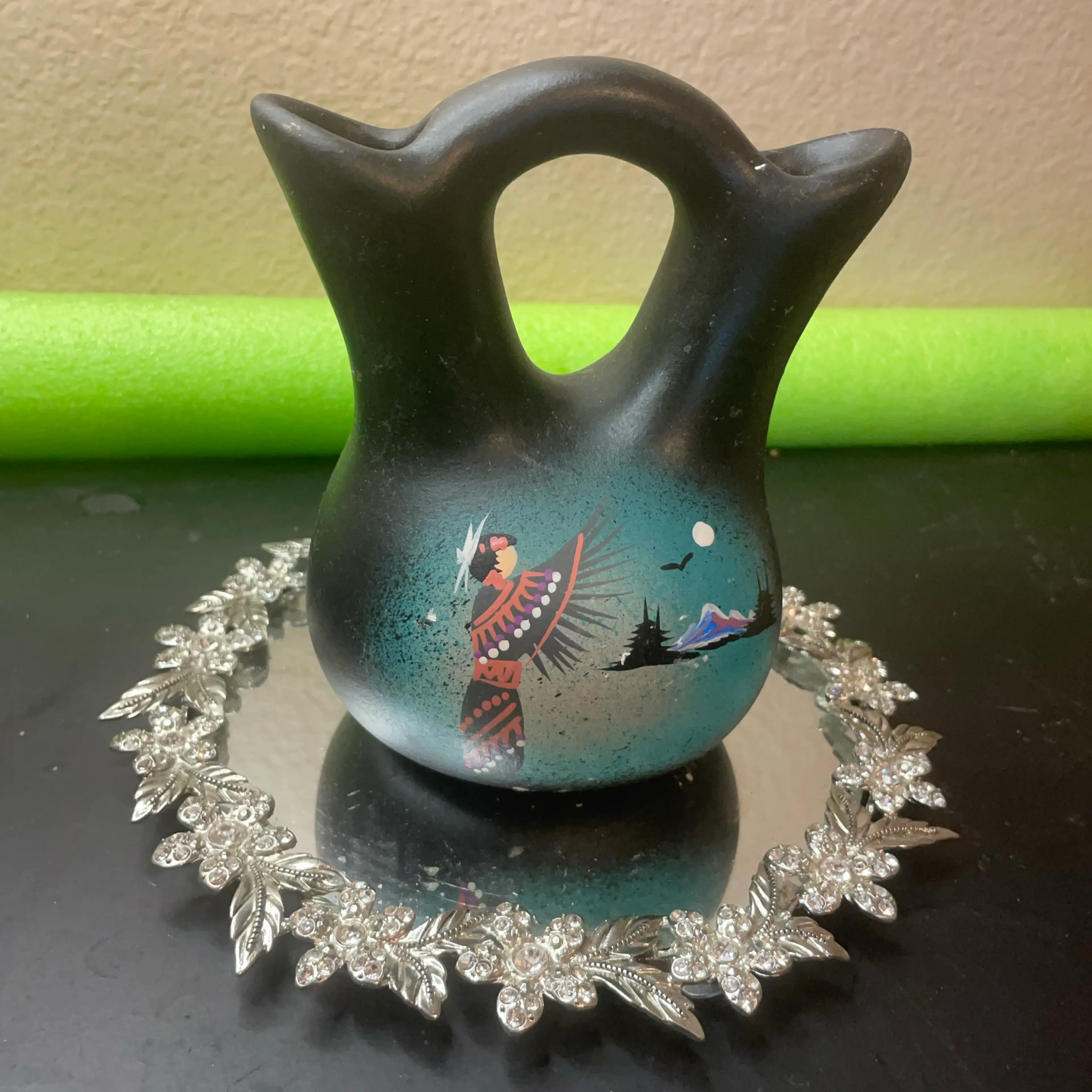 Image 4 of 8
