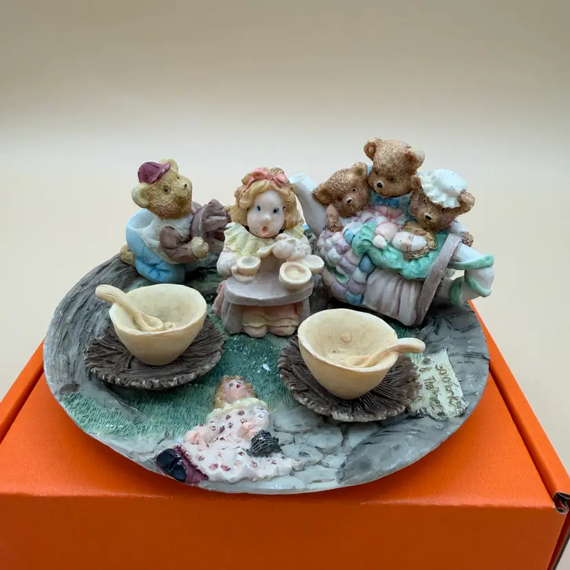 Goldilocks And The Three Bears Resin Mini Tea Set