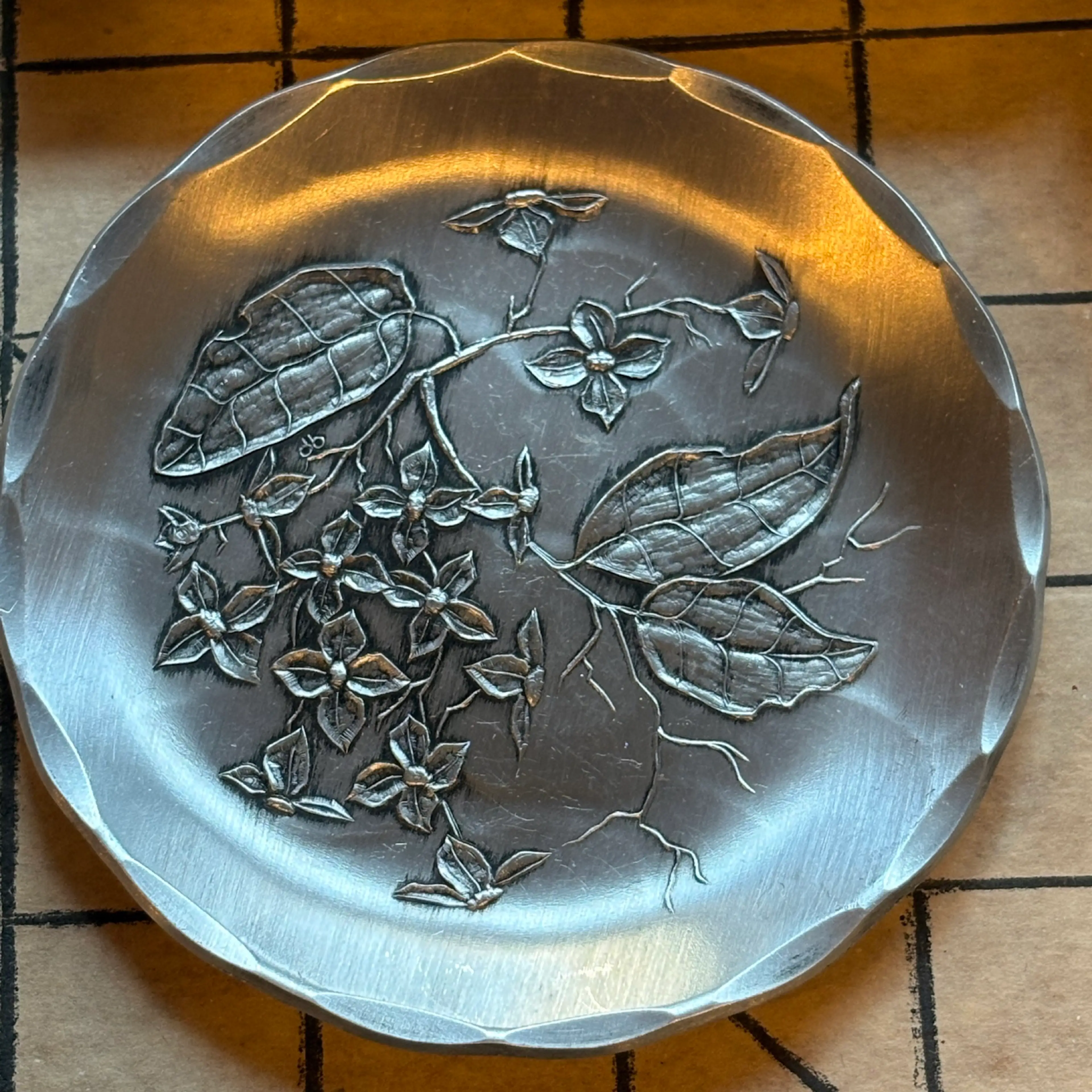 Image 1 of 5
