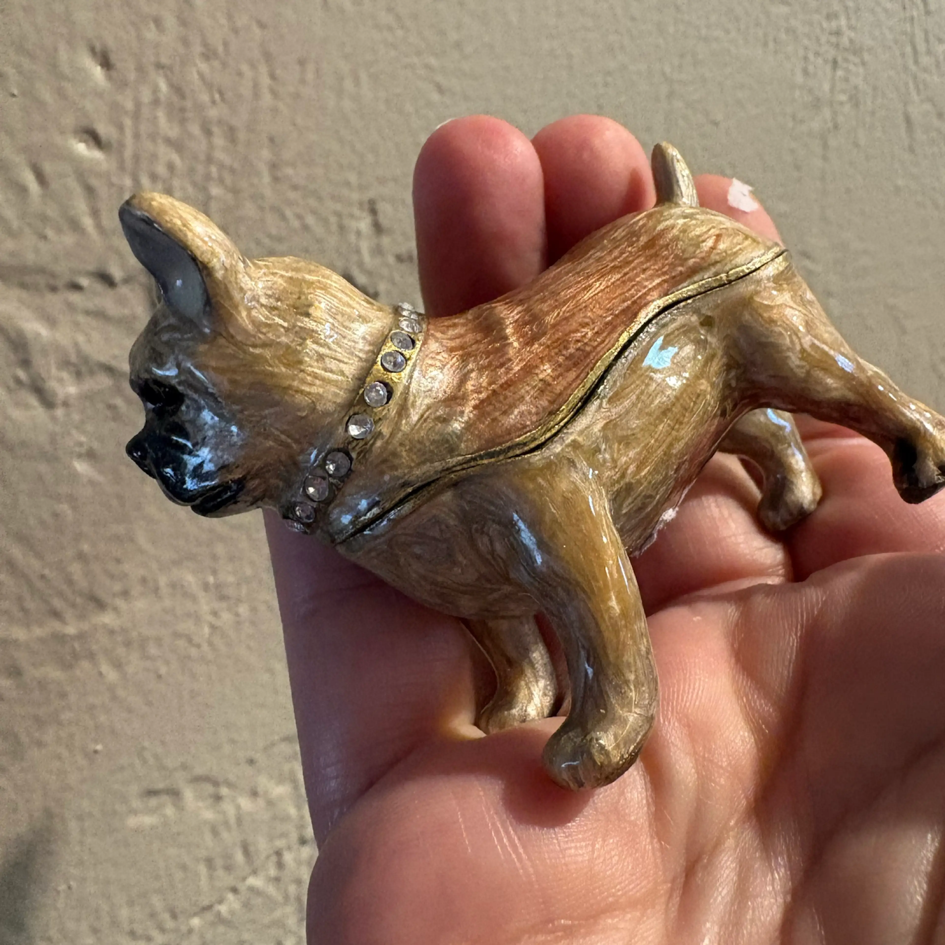 Image 2 of 5