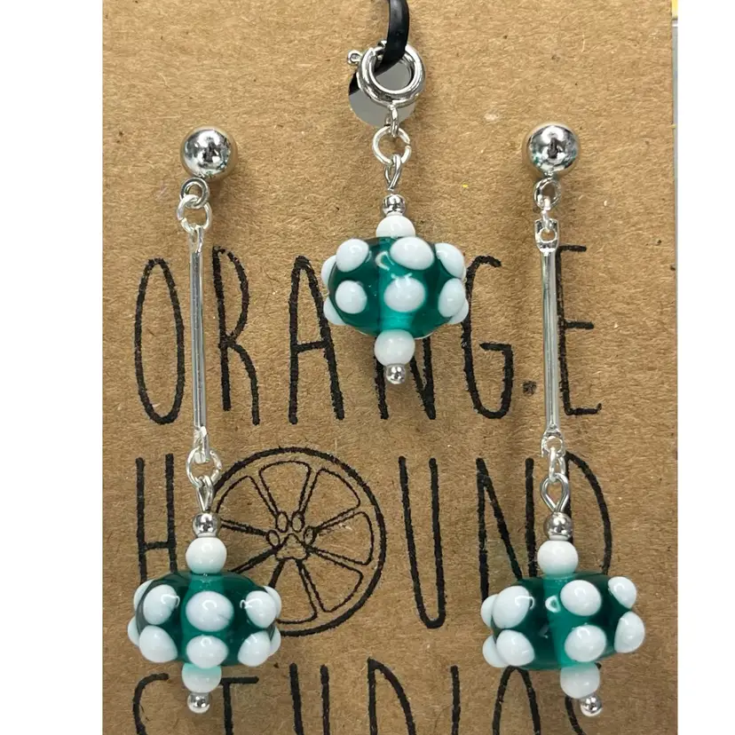 #10 Bar Link & Charm - Post Back Earrings - Handmade by Me -- Vintage Lampwork