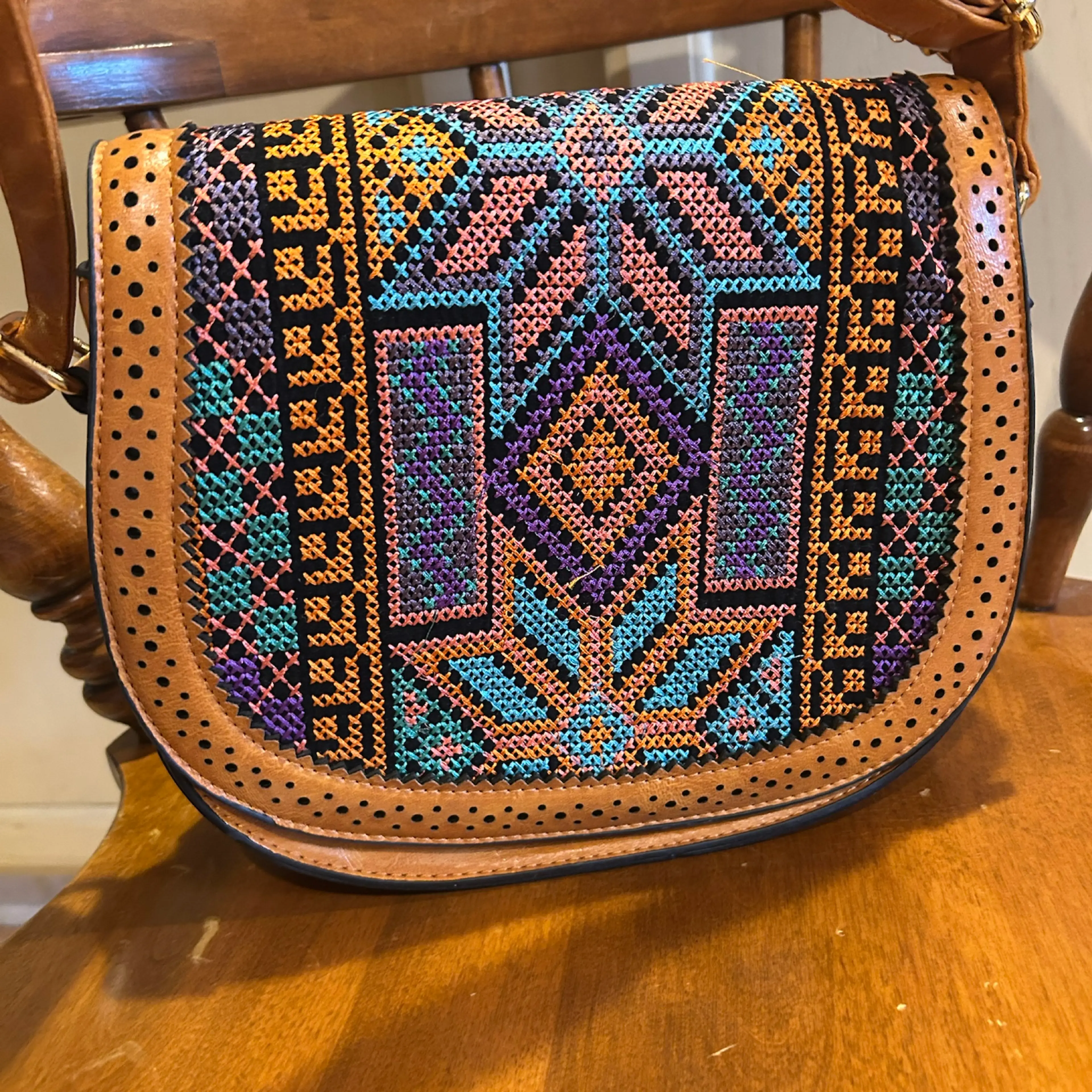 Image 2 of 7