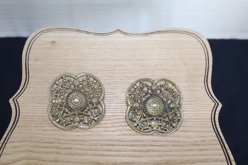 Vtg Oversized Medallion Filigree Pierced Earrings, Antique Brass Finish