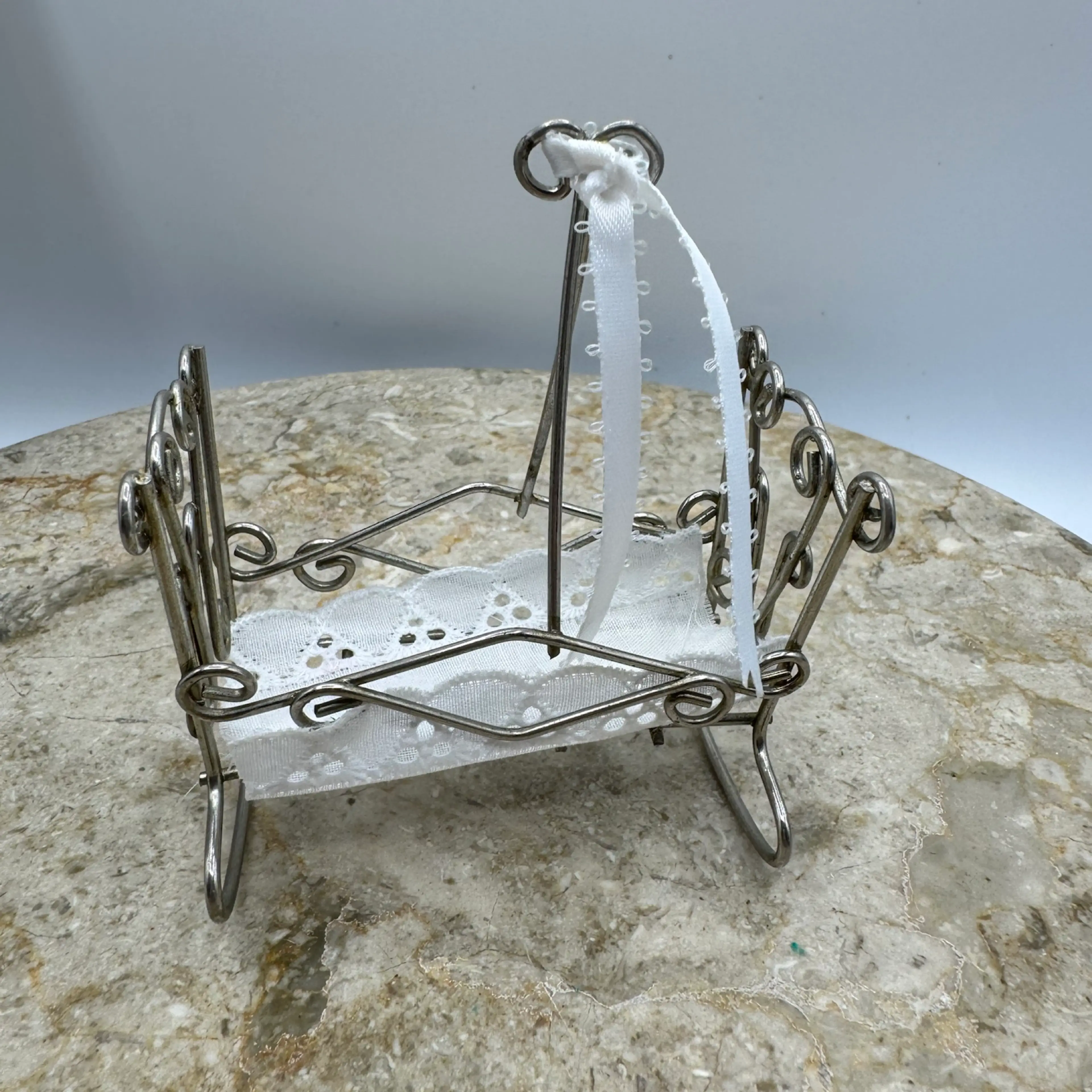 Image 3 of 6