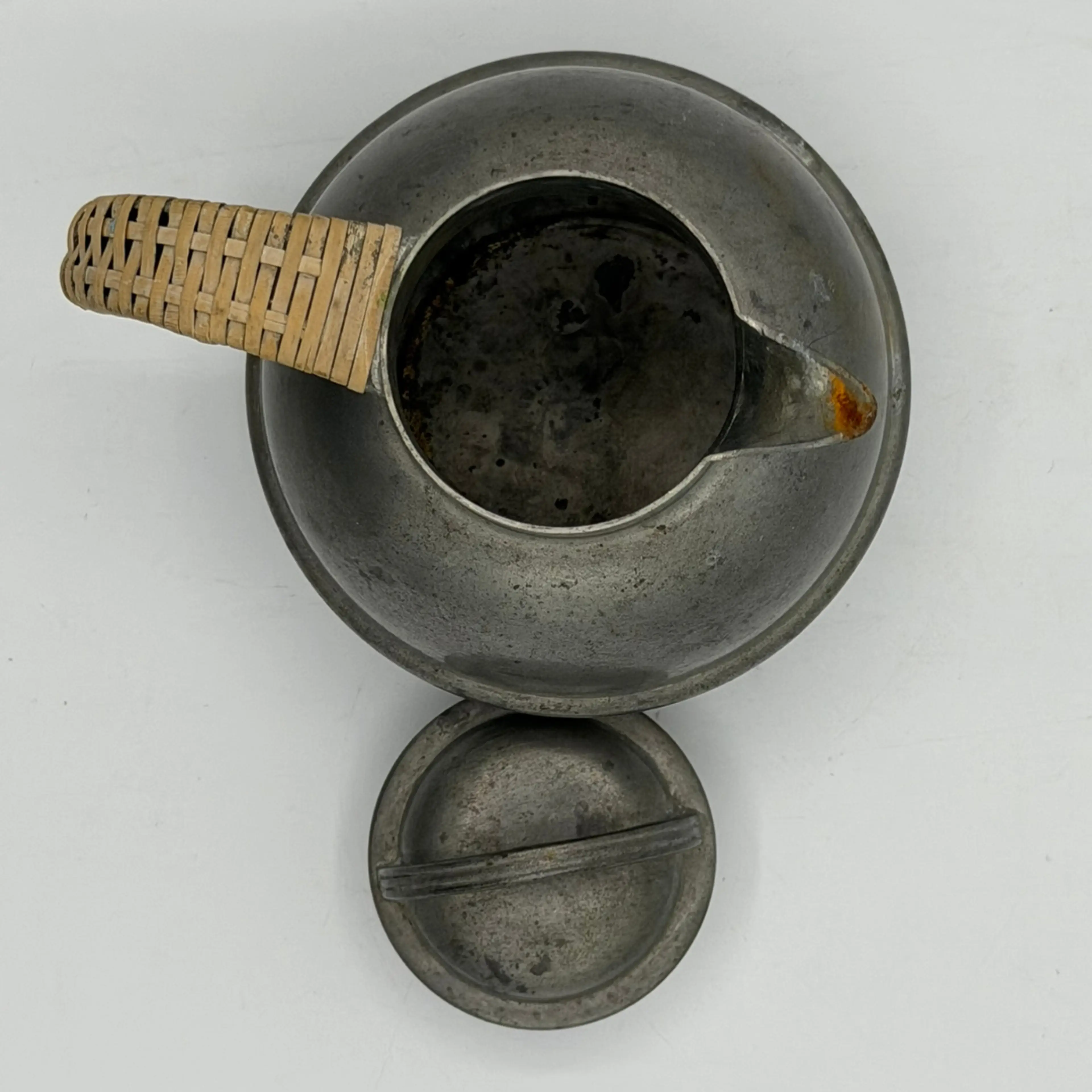 Image 4 of 8