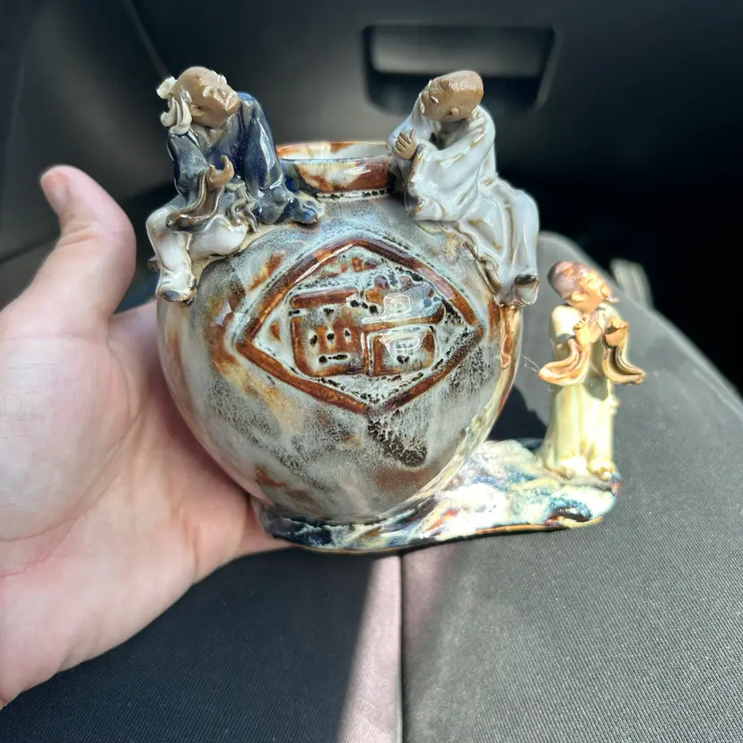 Amazing Mud Man Vase