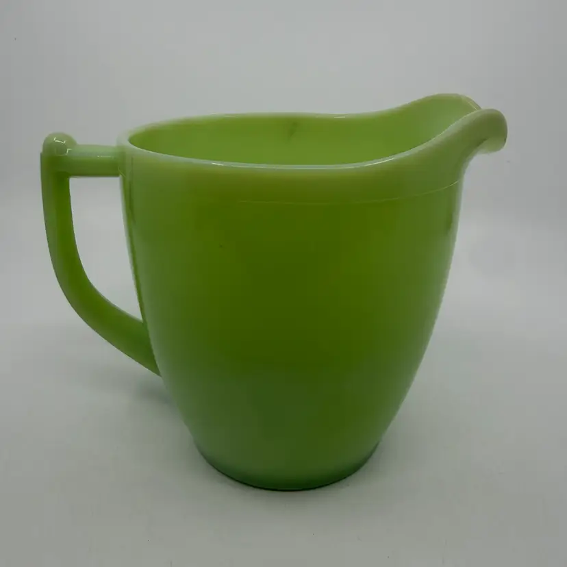 Vintage Jeannette Green Jadeite Uranium Glass Pitcher -Sunflower Design Bottom