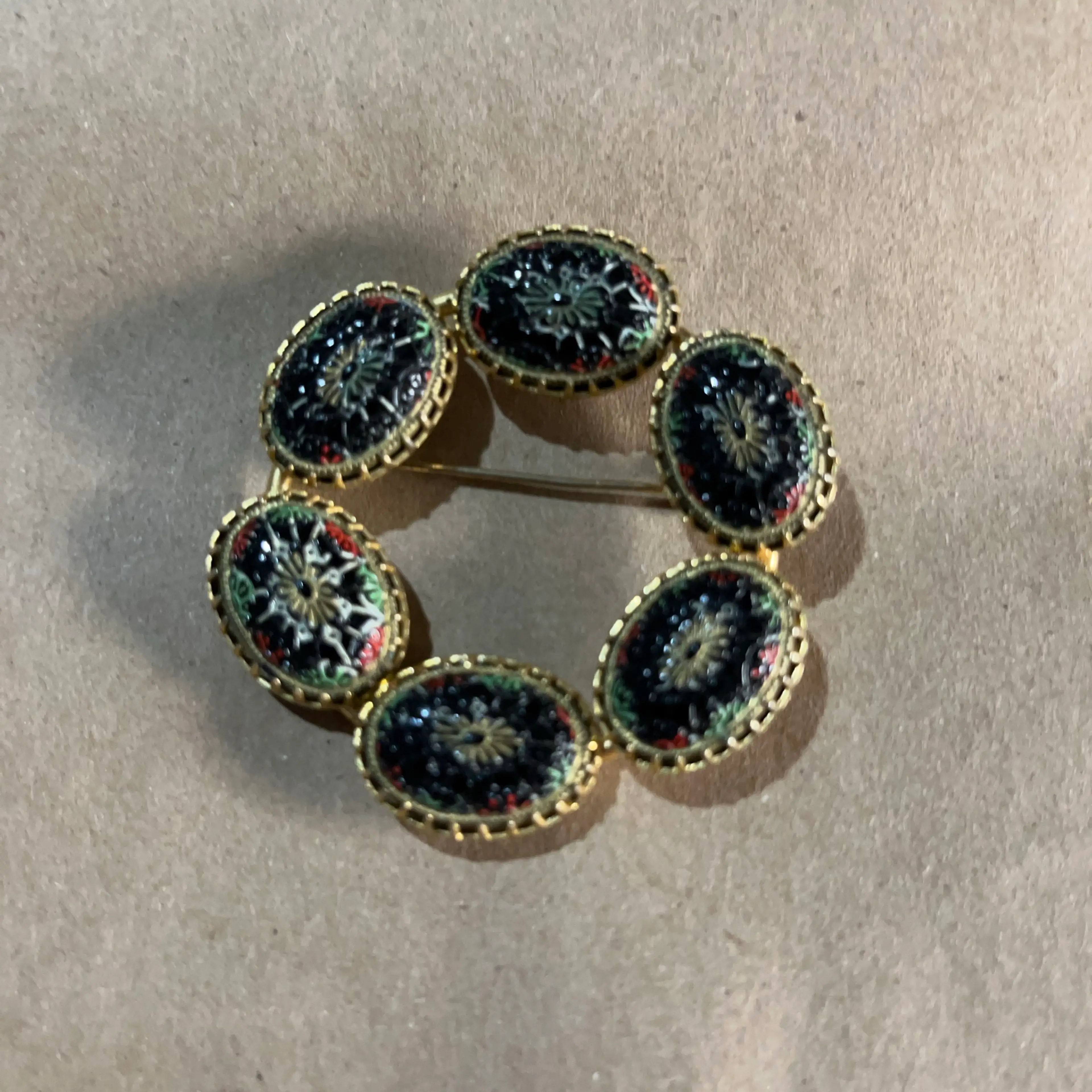 Image 1 of 5