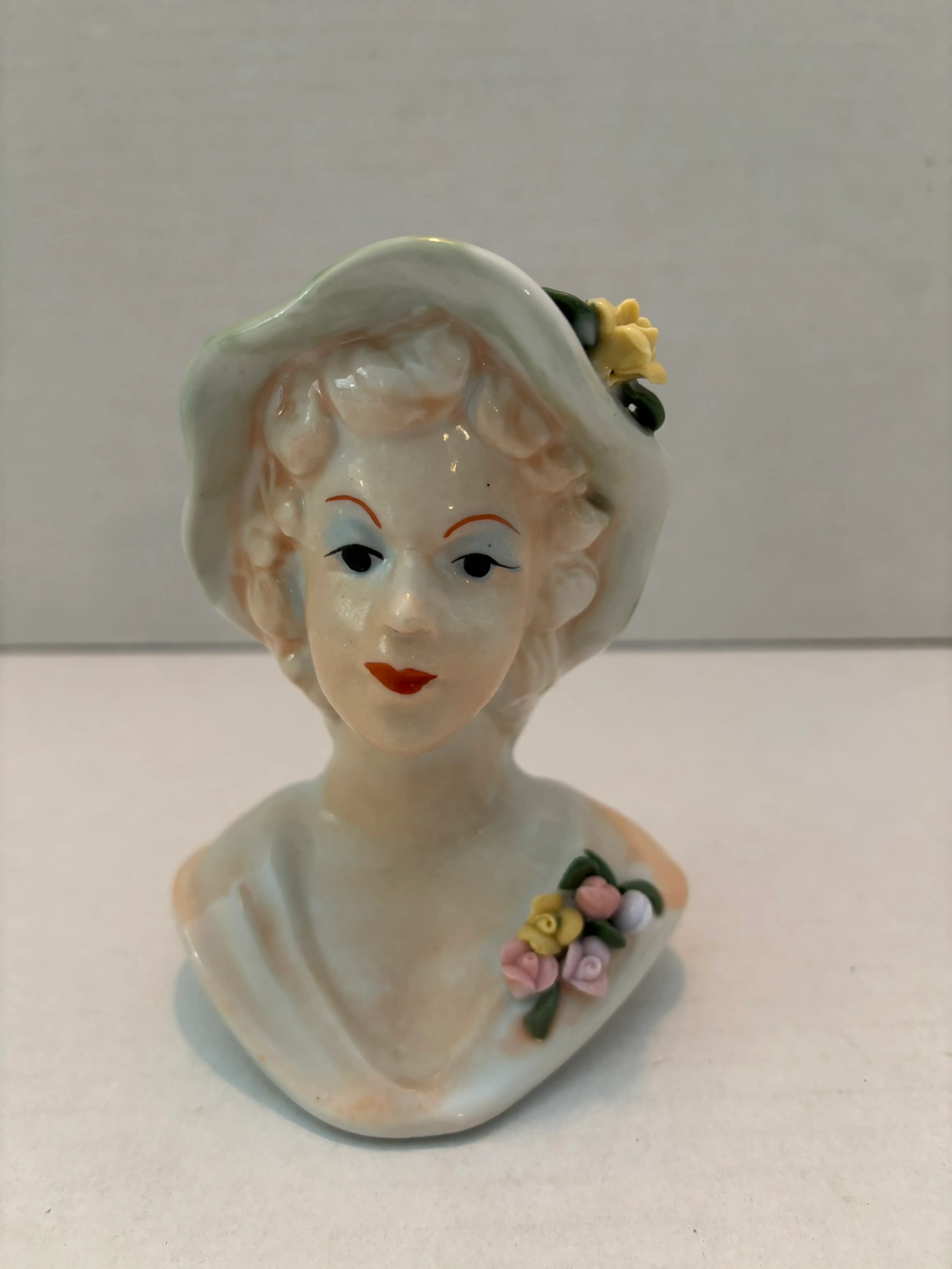 Image 1 of 6