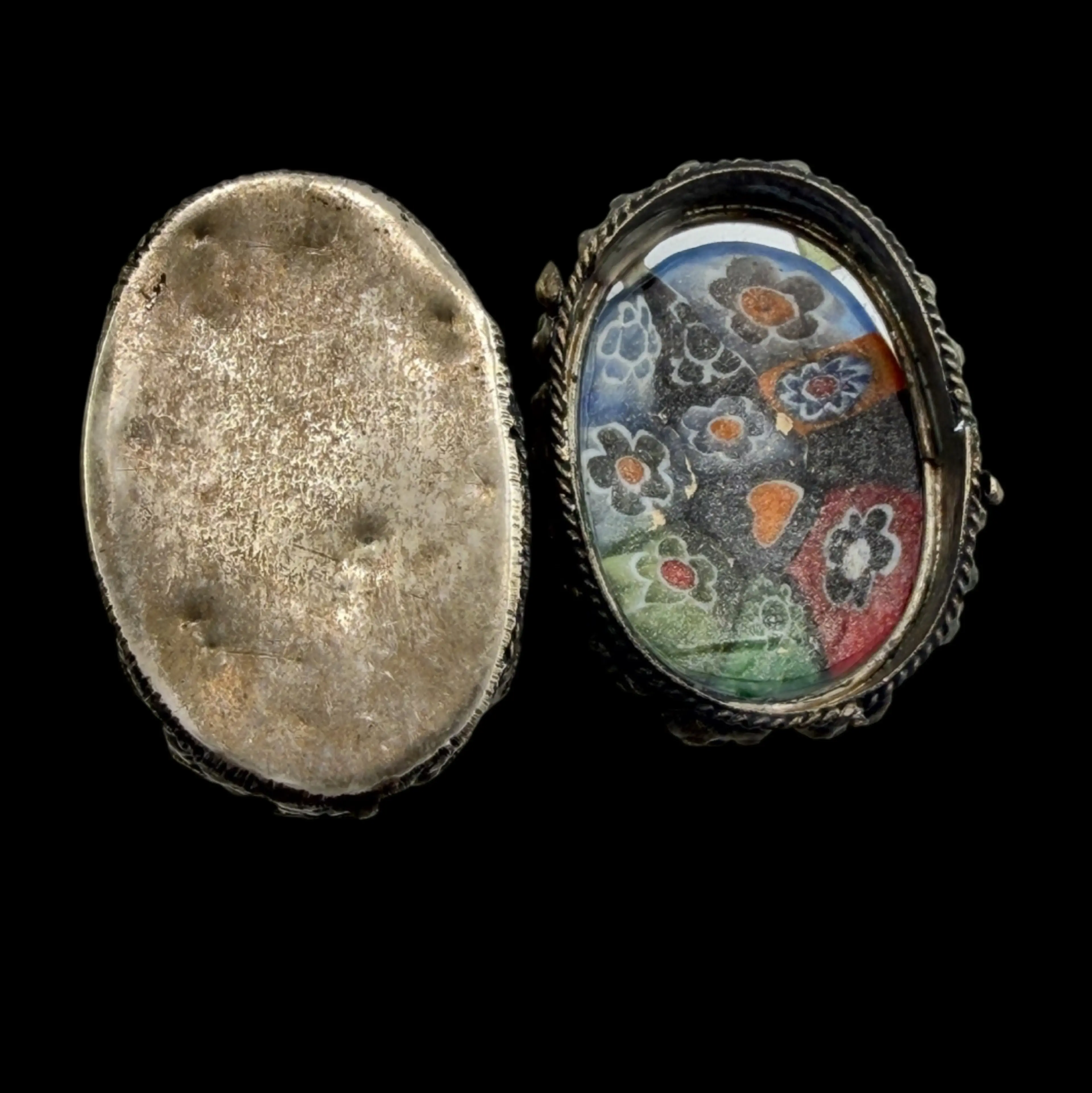 Image 4 of 6