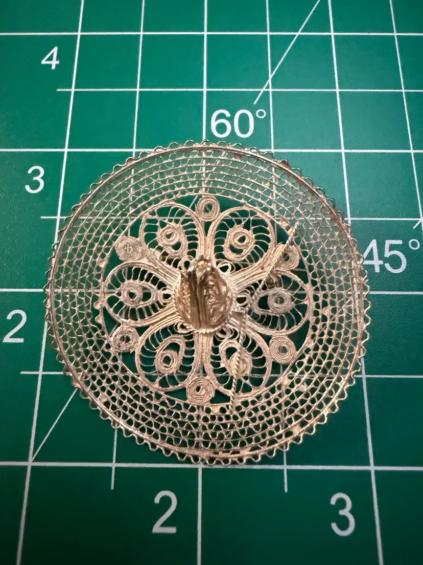 Intricate silver Vintage Filigree Brooch