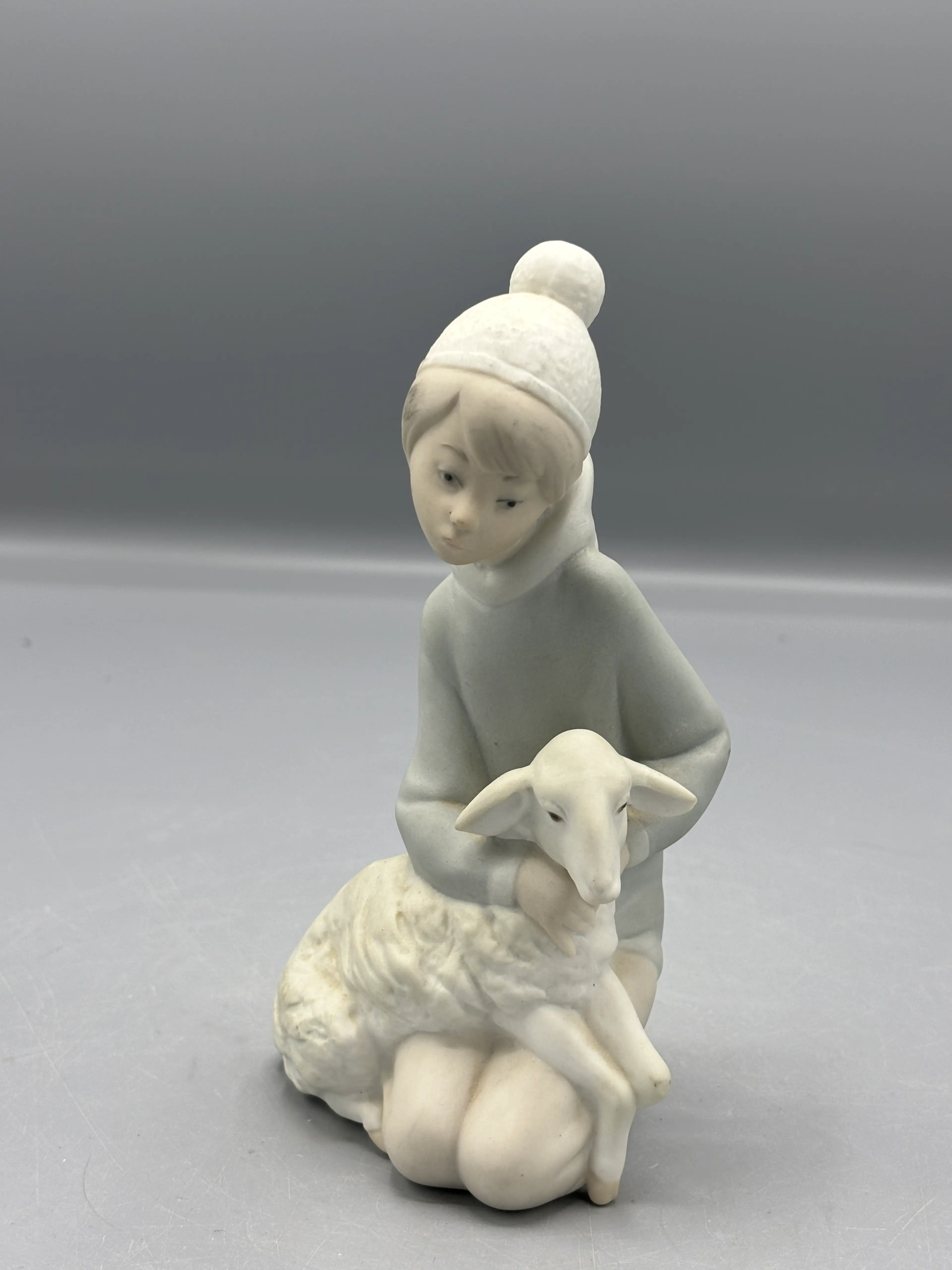 Image 1 of 6