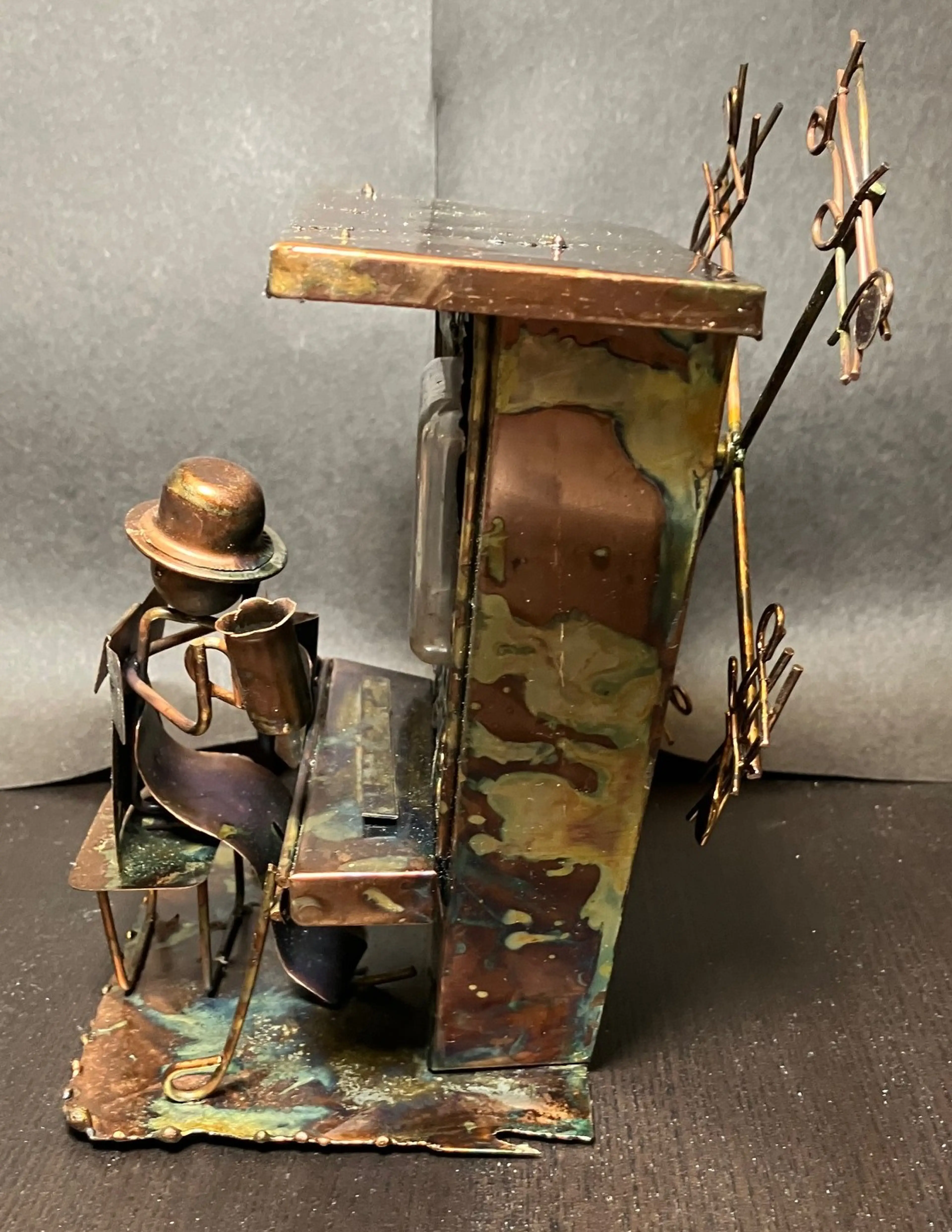 Image 4 of 9