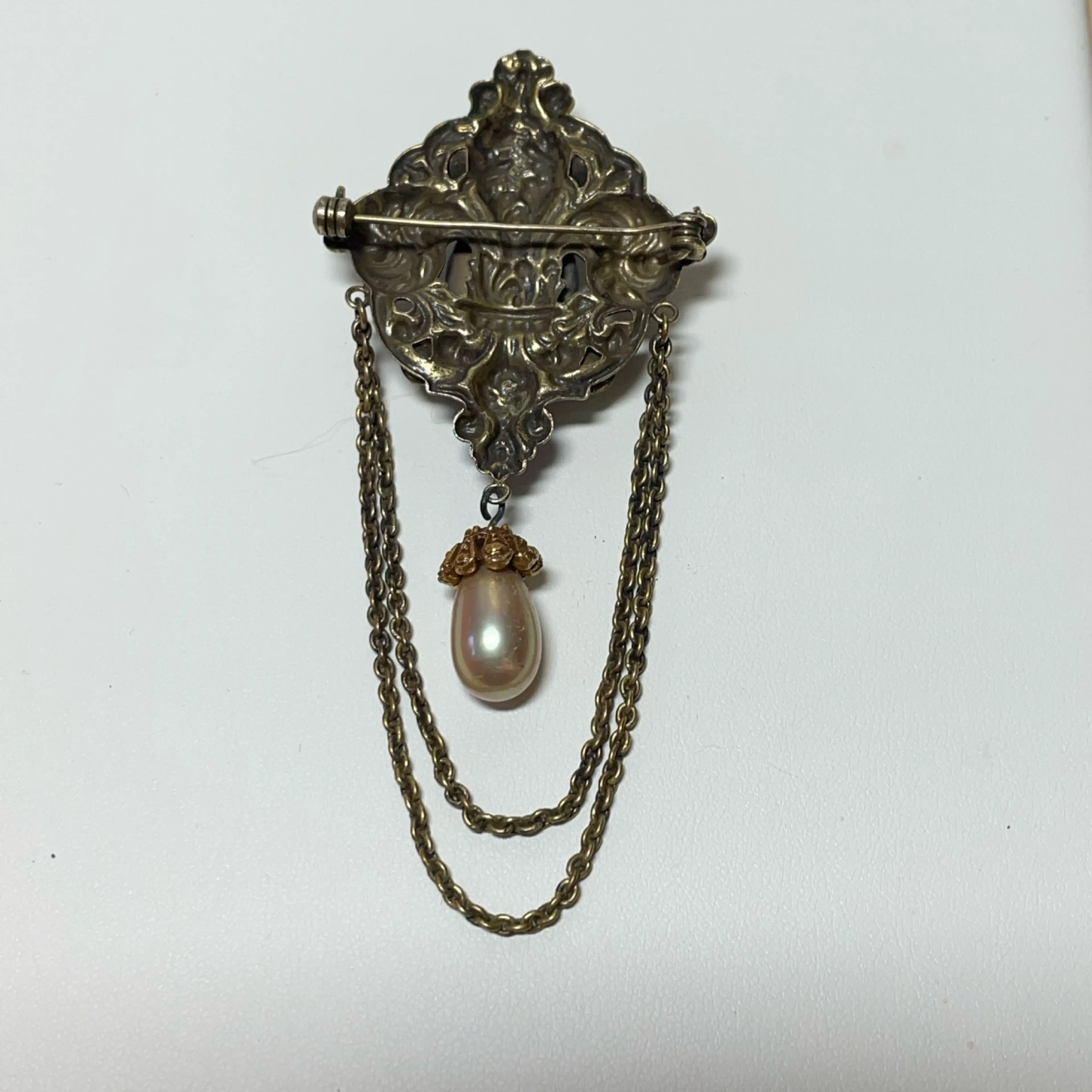 Image 3 of 5