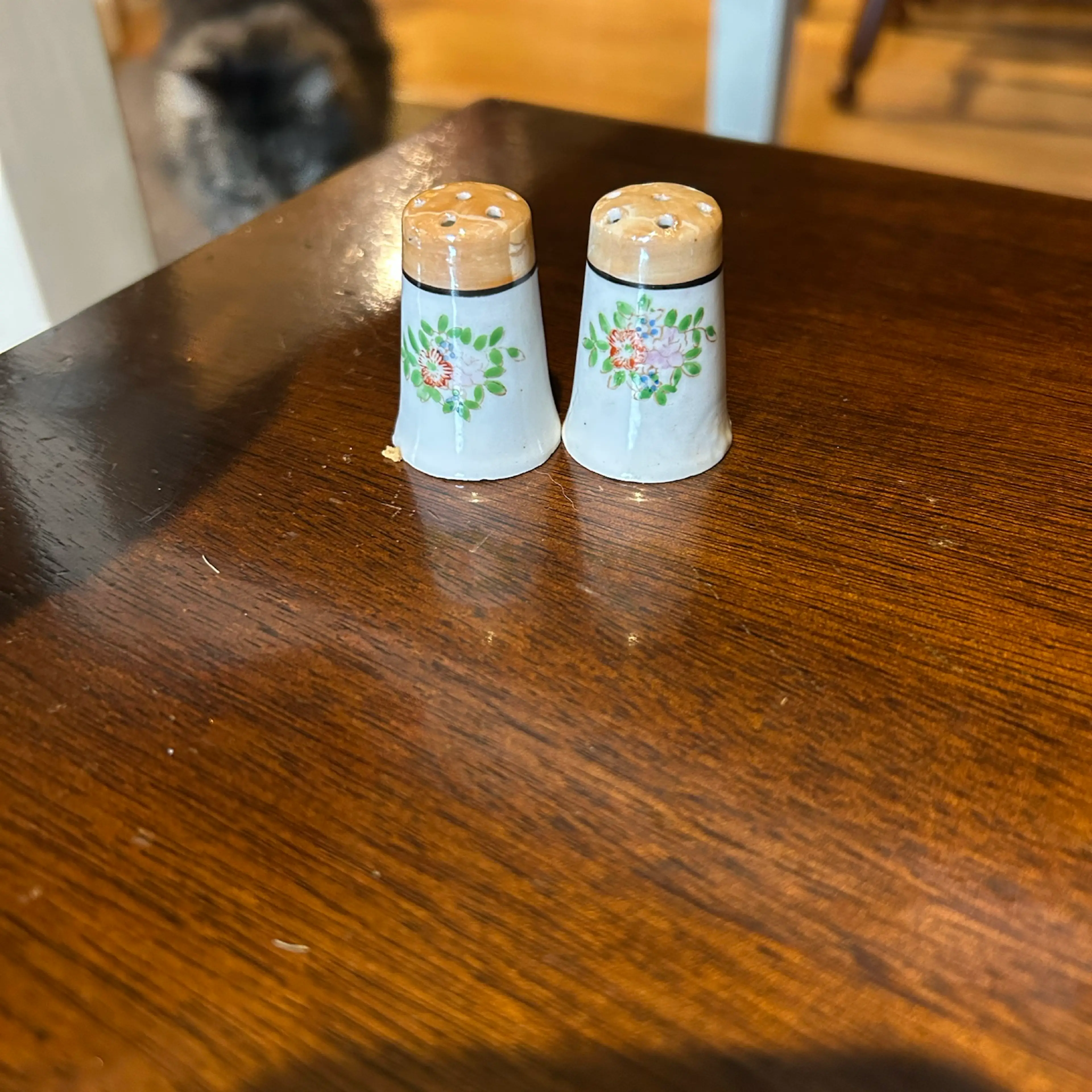 Image 2 of 4