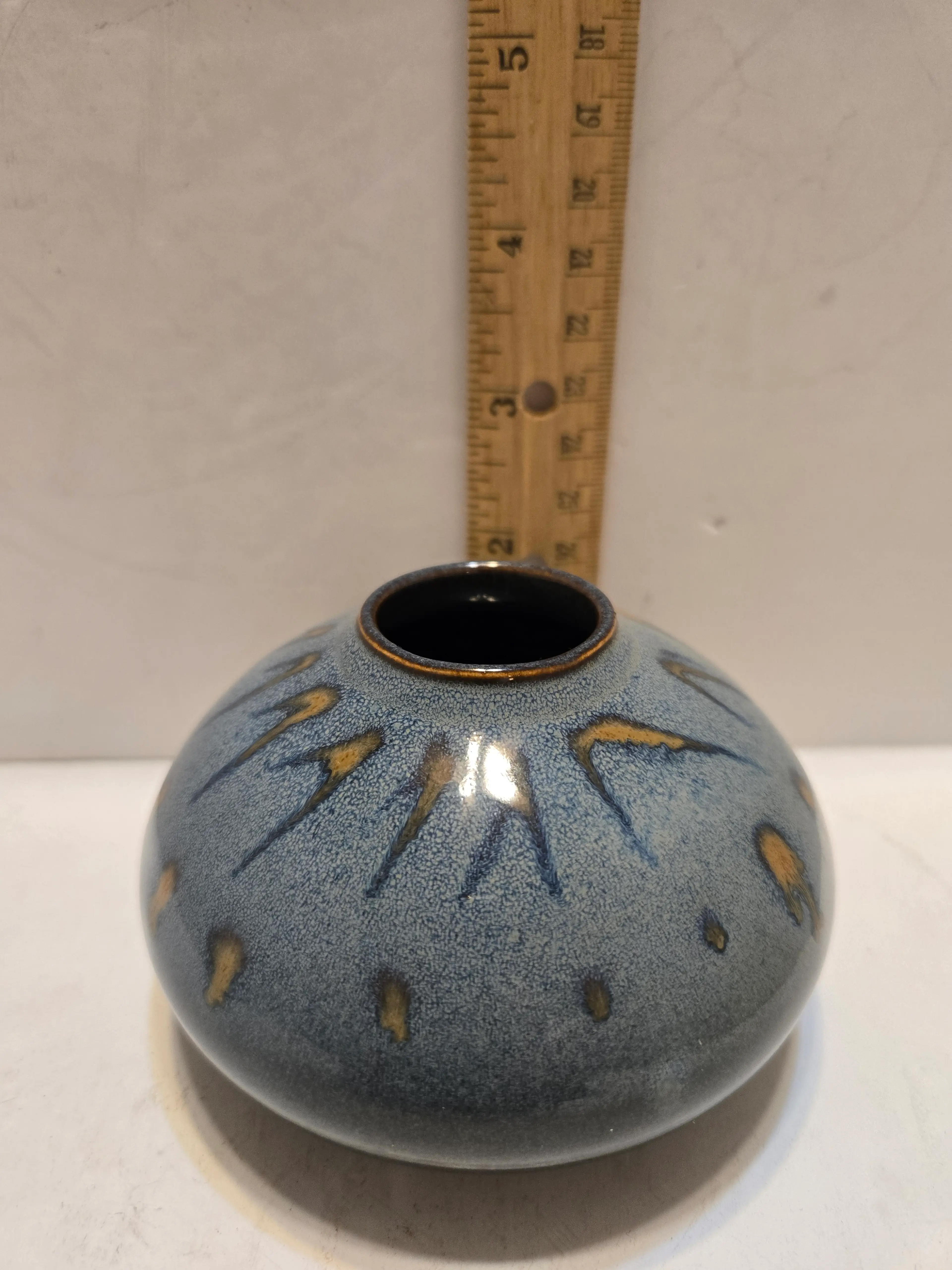 Image 2 of 4
