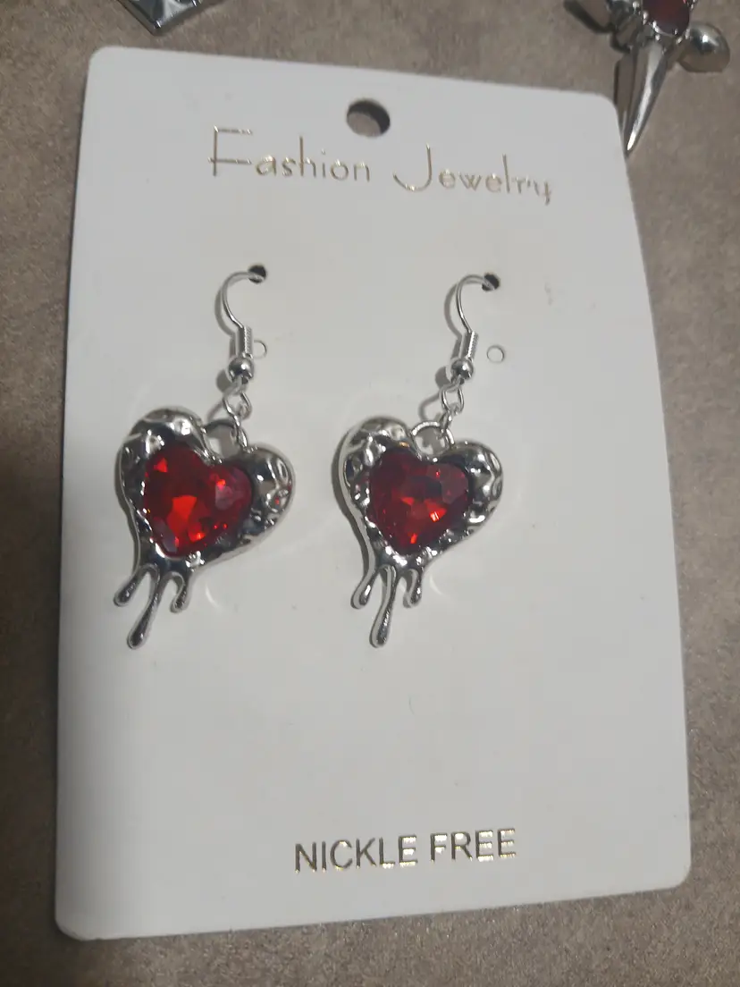 Bleeding heart earrings