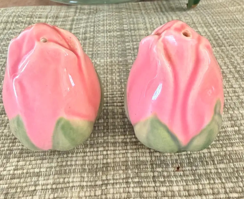 Vintage Franciscan Desert Rose Rosebud Salt & Pepper Shakers